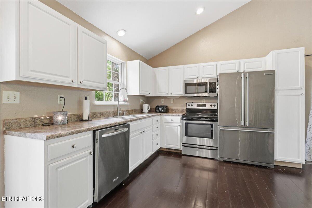 1138 Vista Drive Sevierville TN 37862