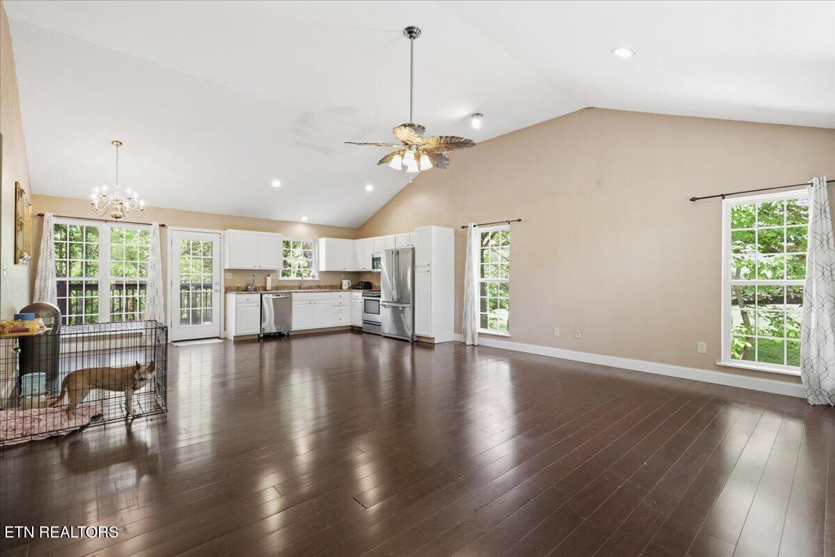 1138 Vista Drive Sevierville TN 37862