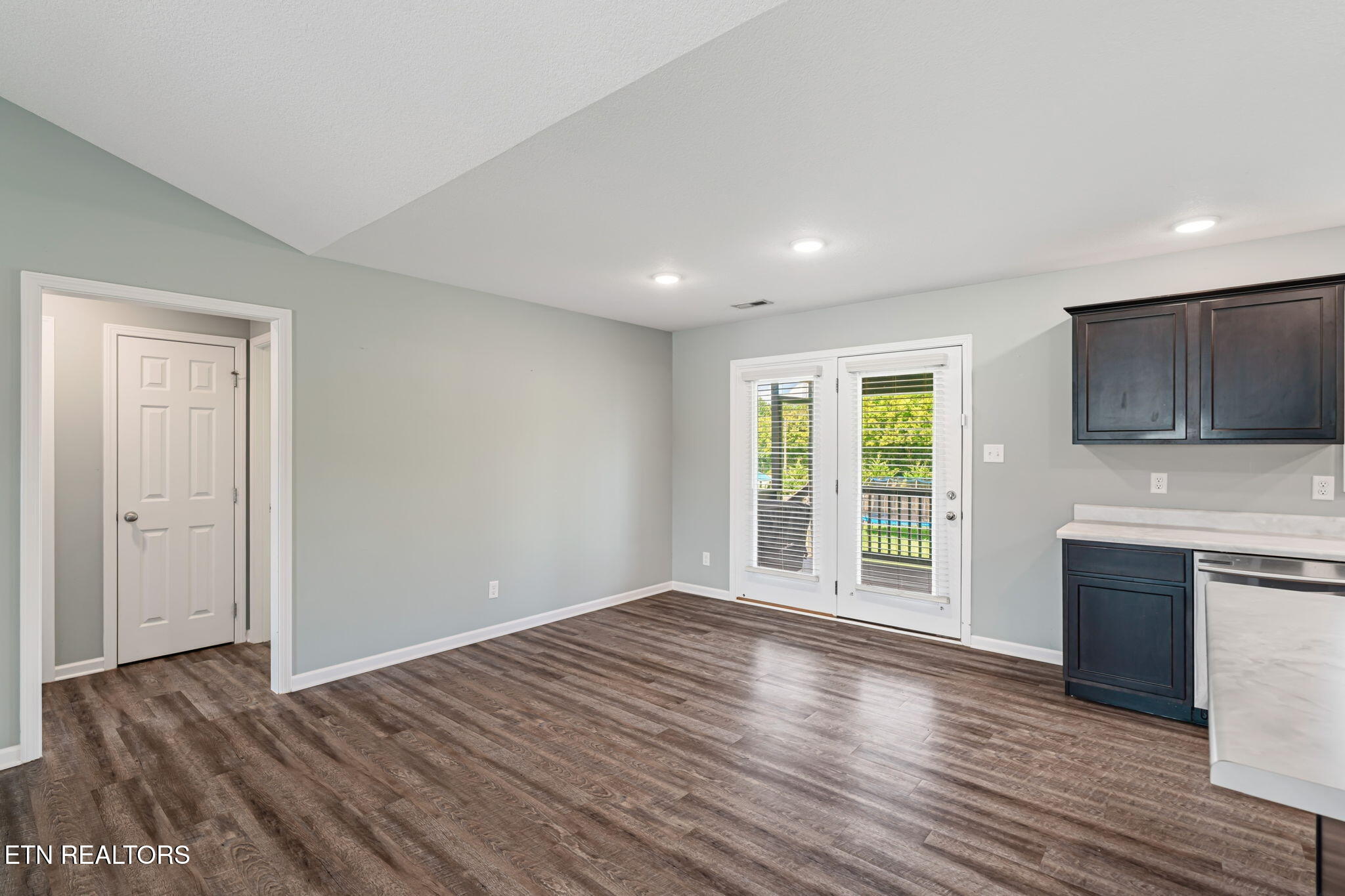 125 Hartfield Lane Loudon TN 37774