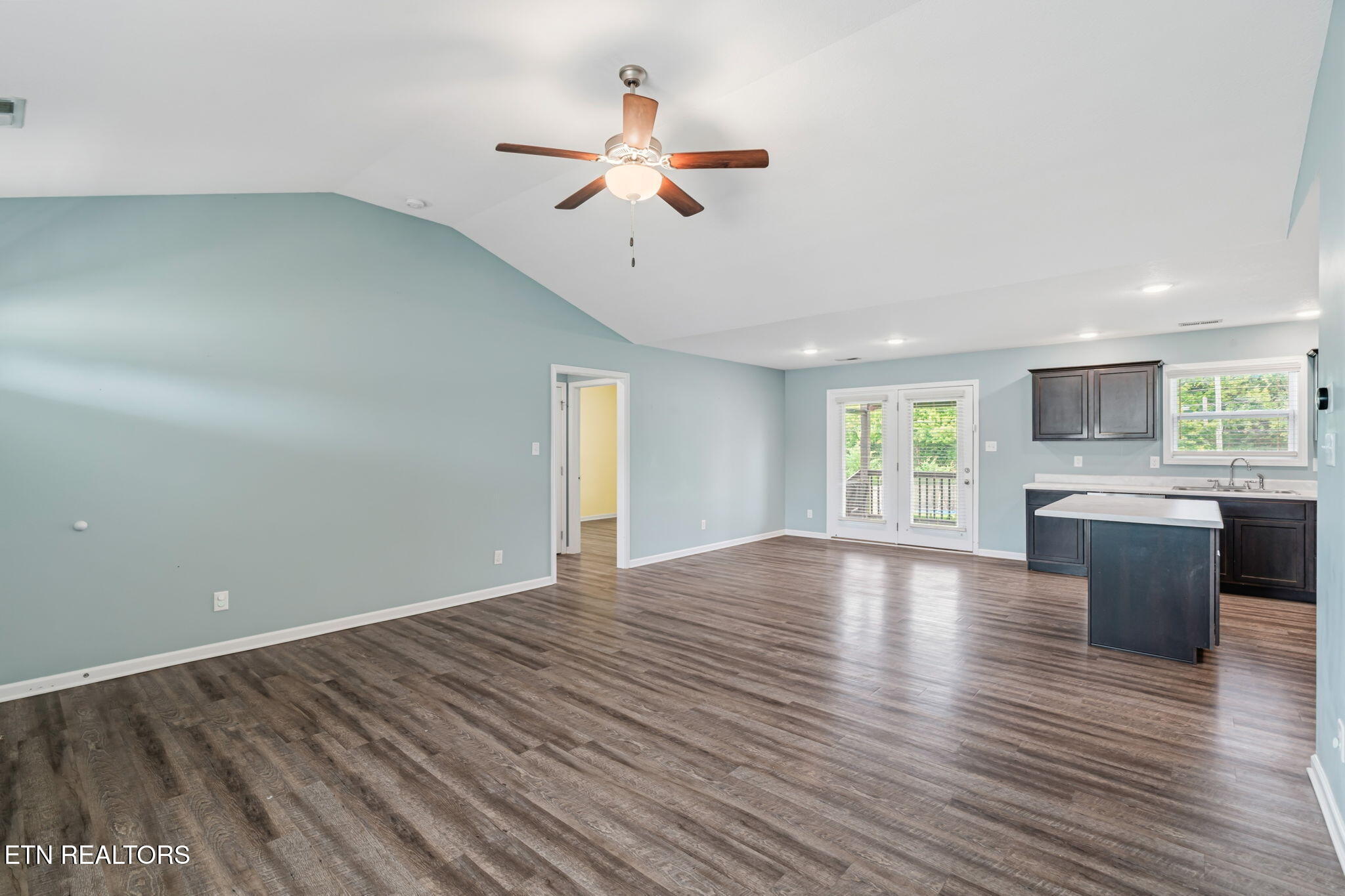125 Hartfield Lane Loudon TN 37774