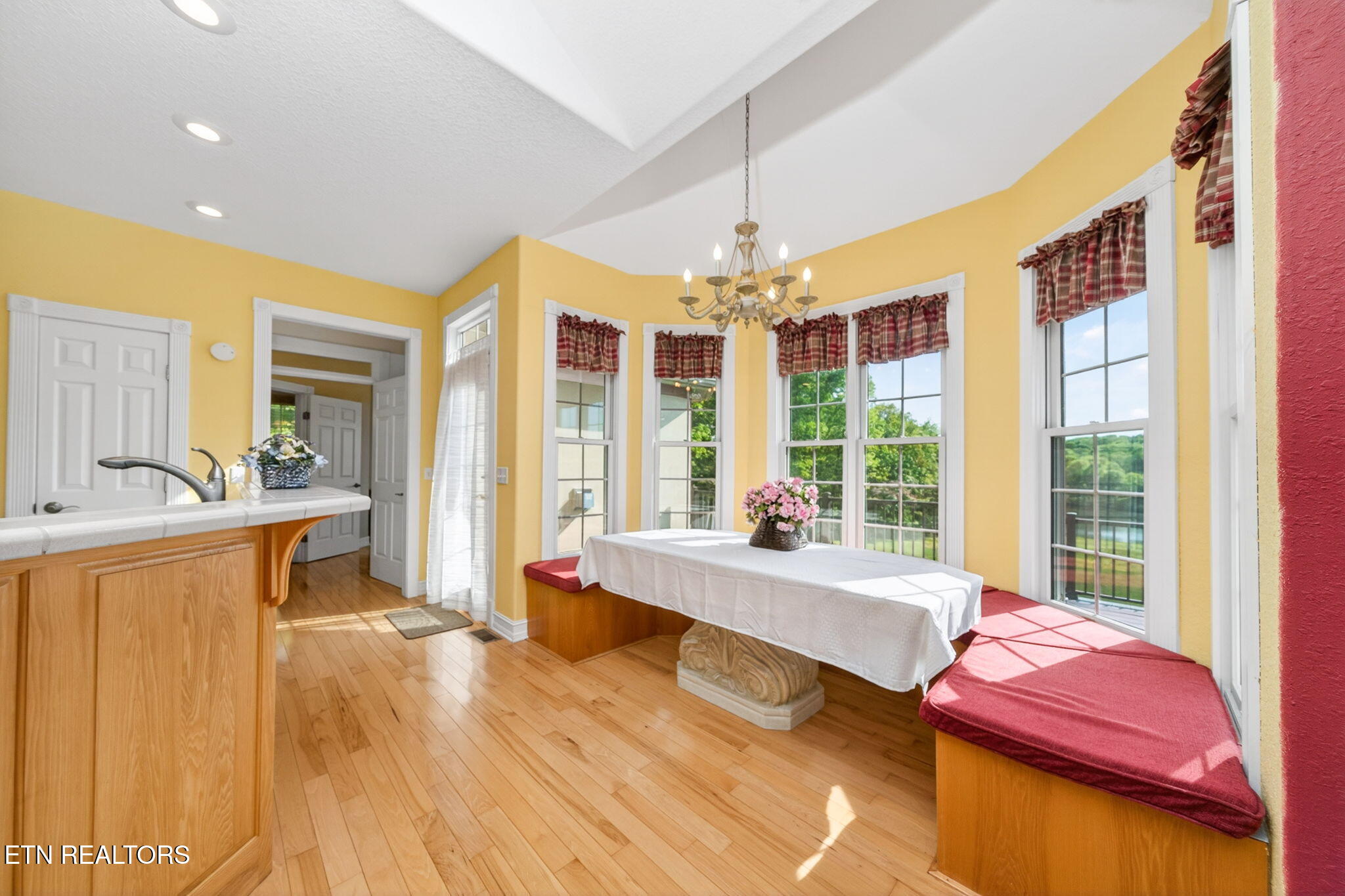 321 Magnolia Lane Crossville TN 38555