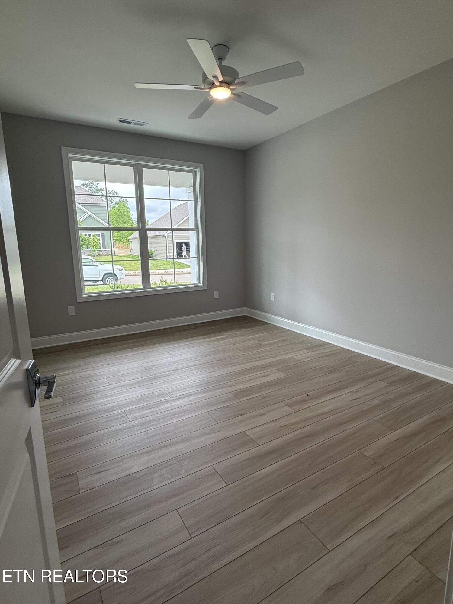 174 Honeysuckle Drive Lenoir City TN 37771