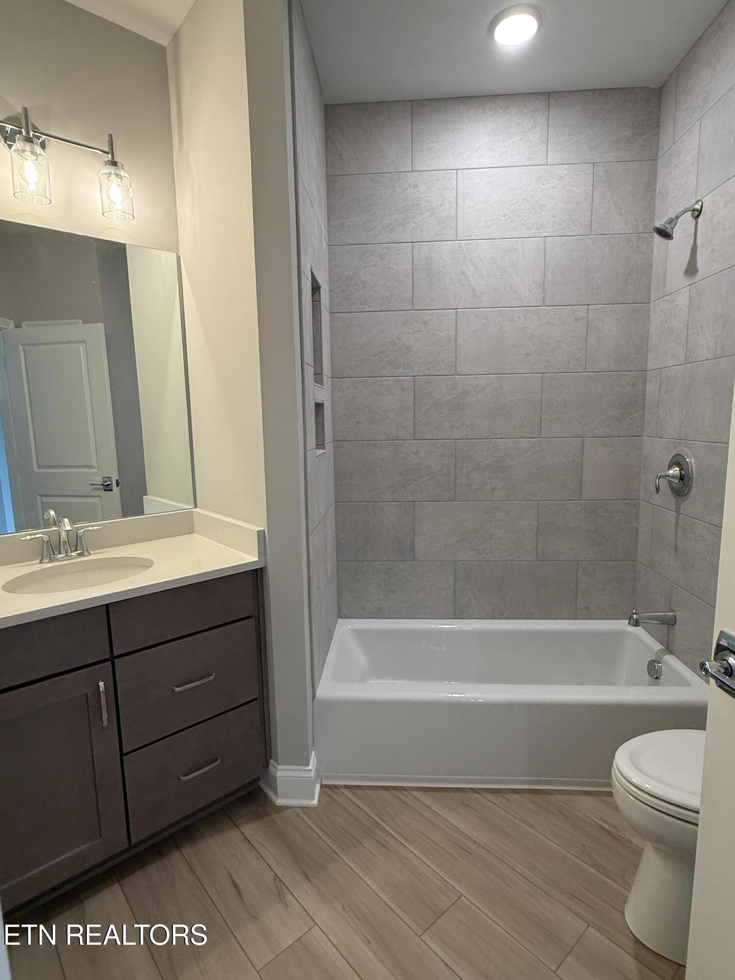 174 Honeysuckle Drive Lenoir City TN 37771