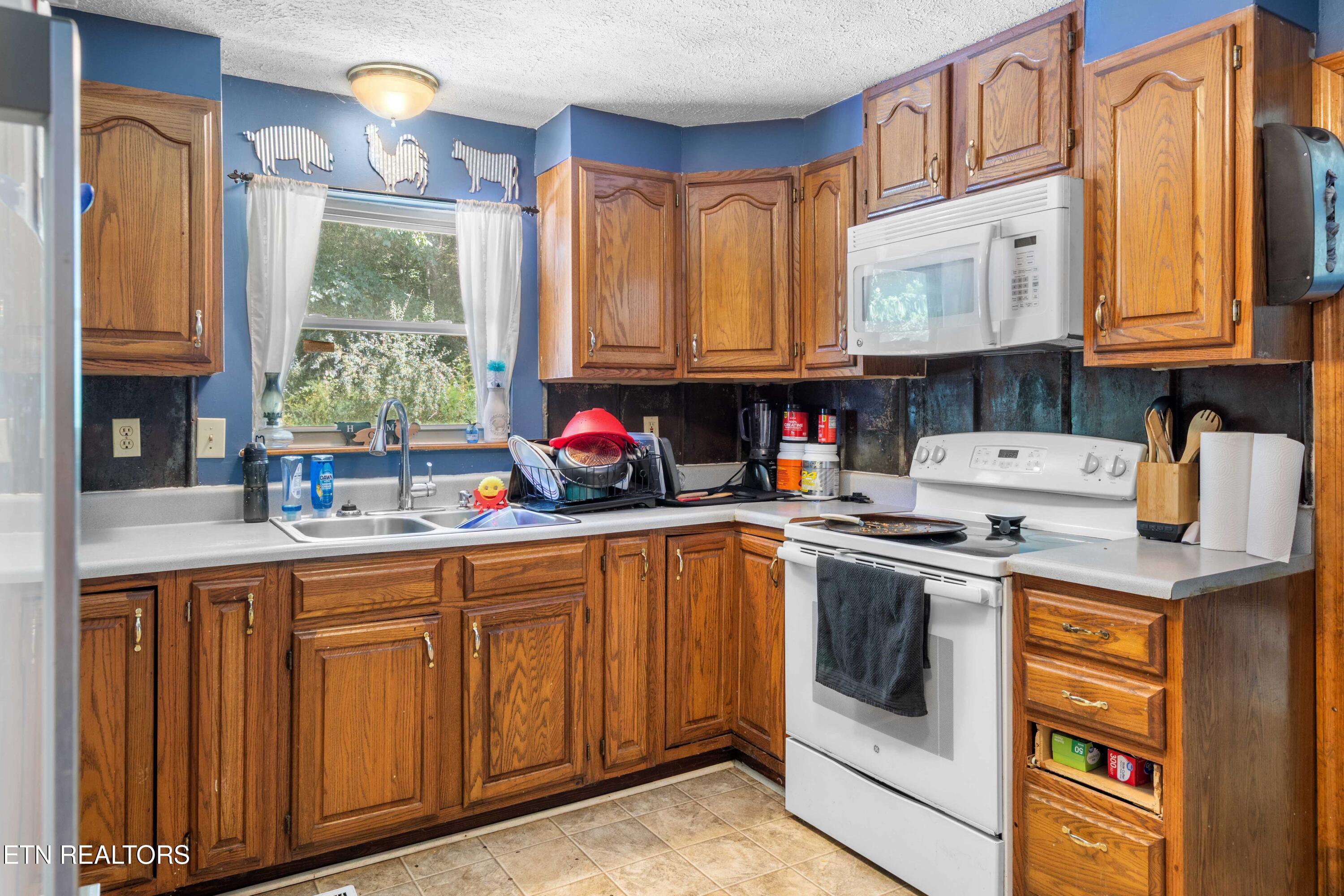 187 Vinsant Hollow Lane Jacksboro TN 37757