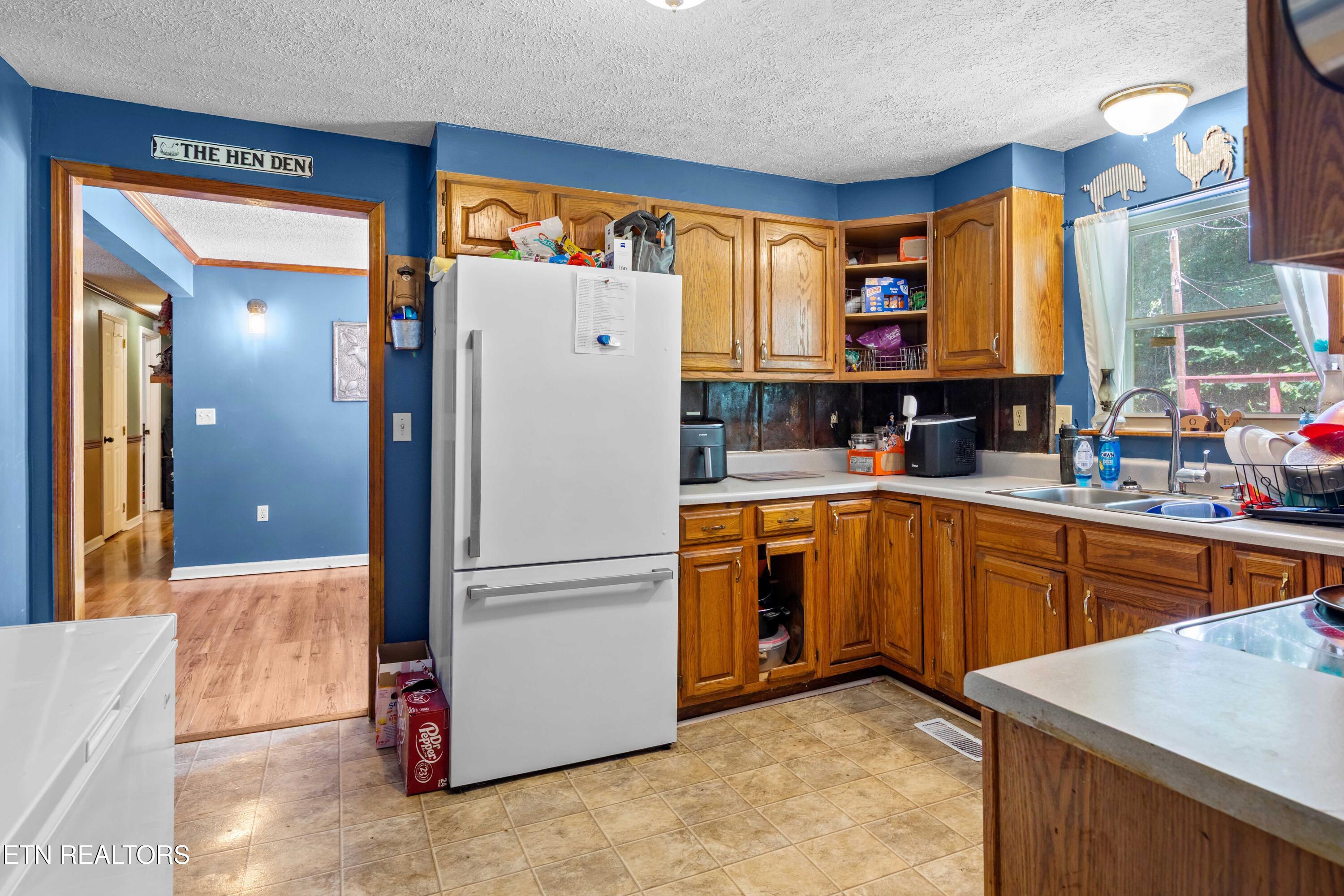 187 Vinsant Hollow Lane Jacksboro TN 37757