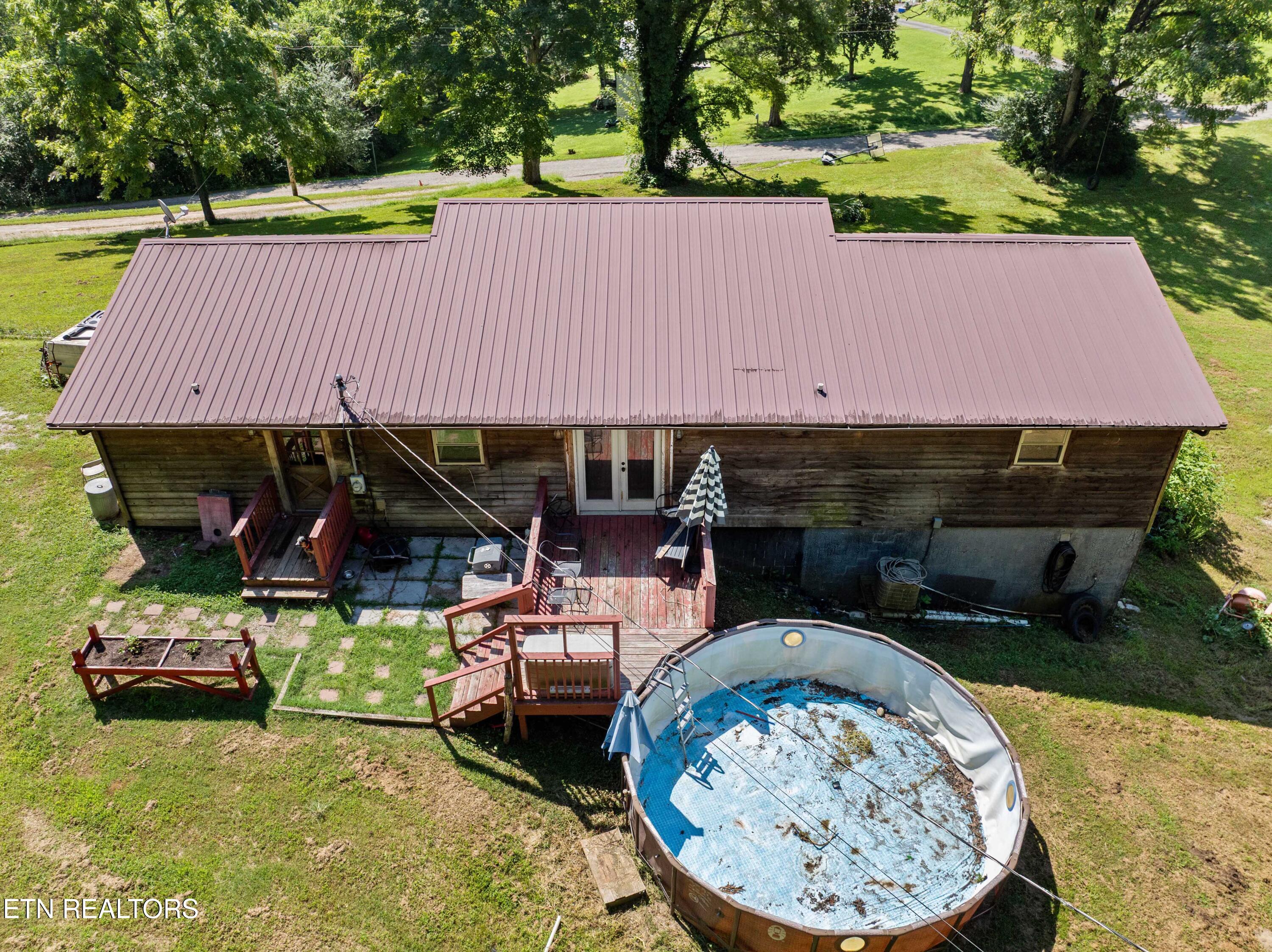 187 Vinsant Hollow Lane Jacksboro TN 37757