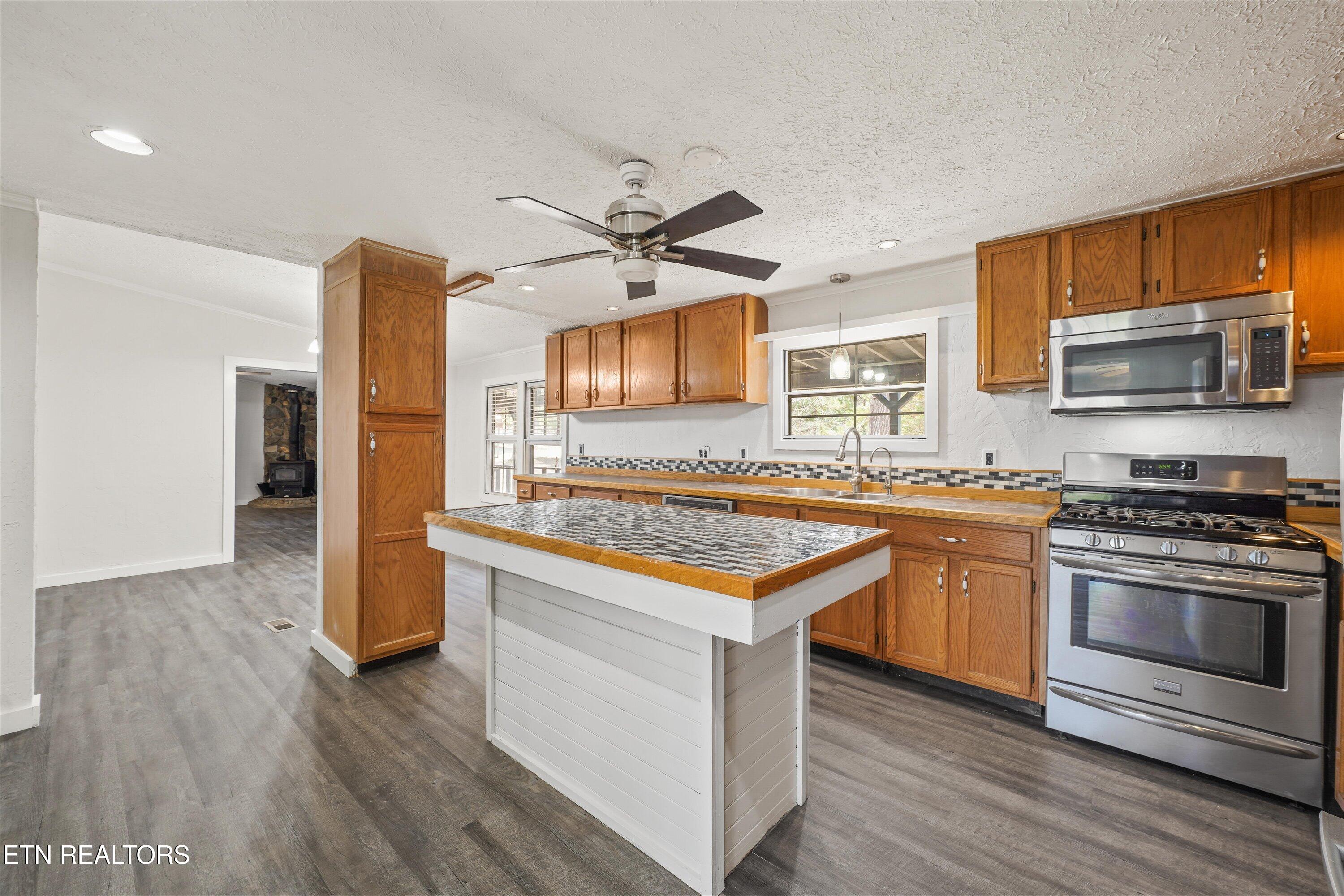3670 Chilhowee Trail Maryville TN 37803