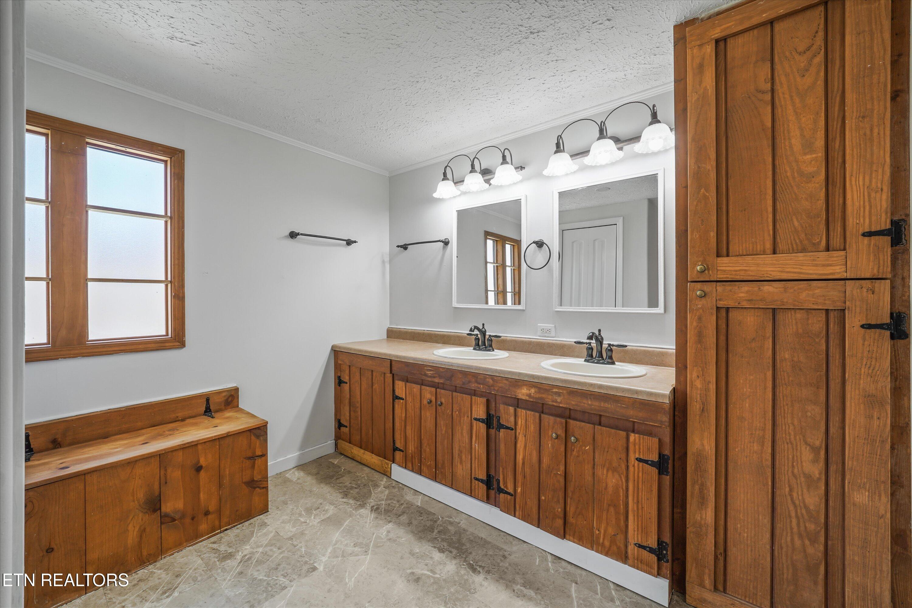 3670 Chilhowee Trail Maryville TN 37803