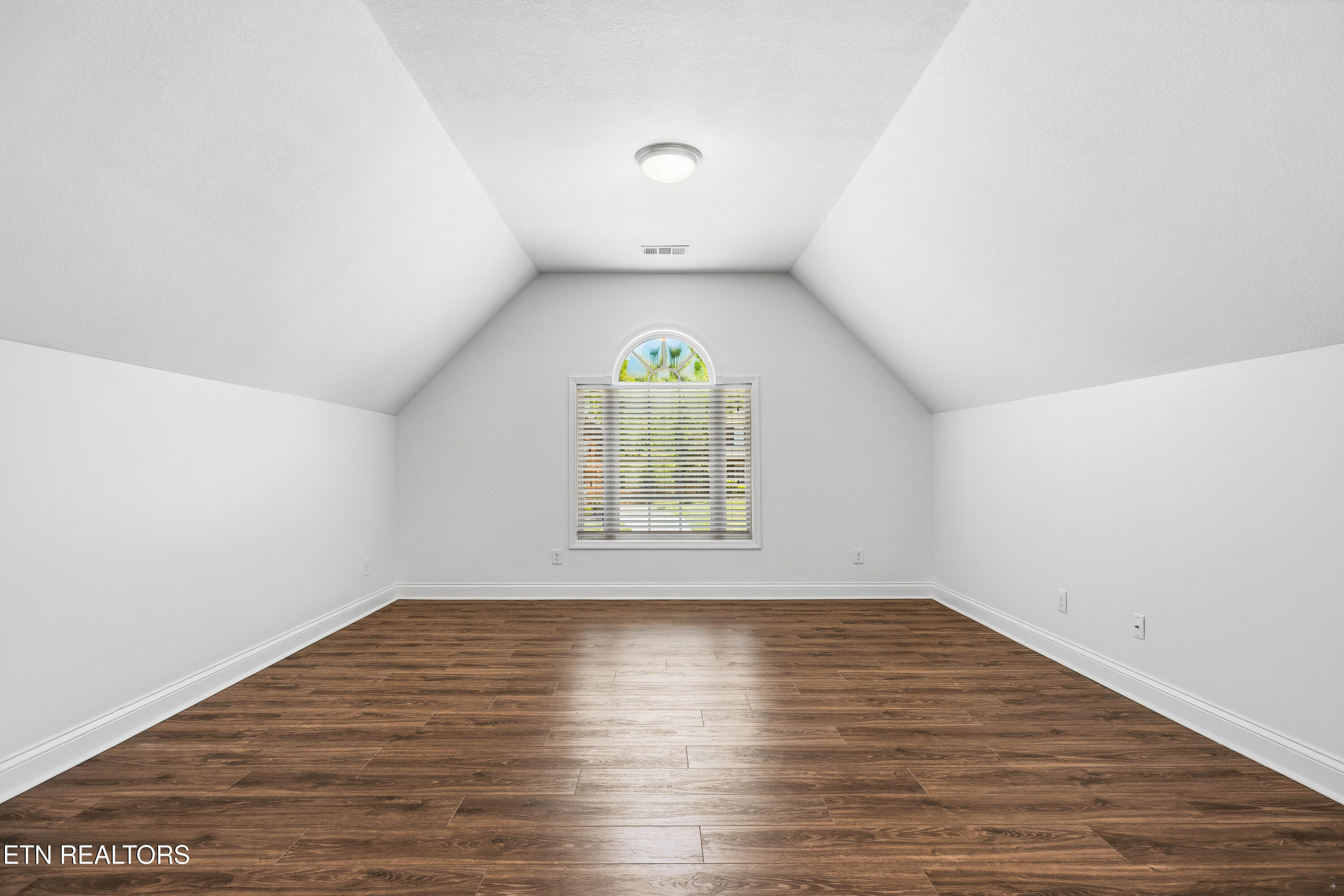 1815 Blue Crane Lane Knoxville TN 37922