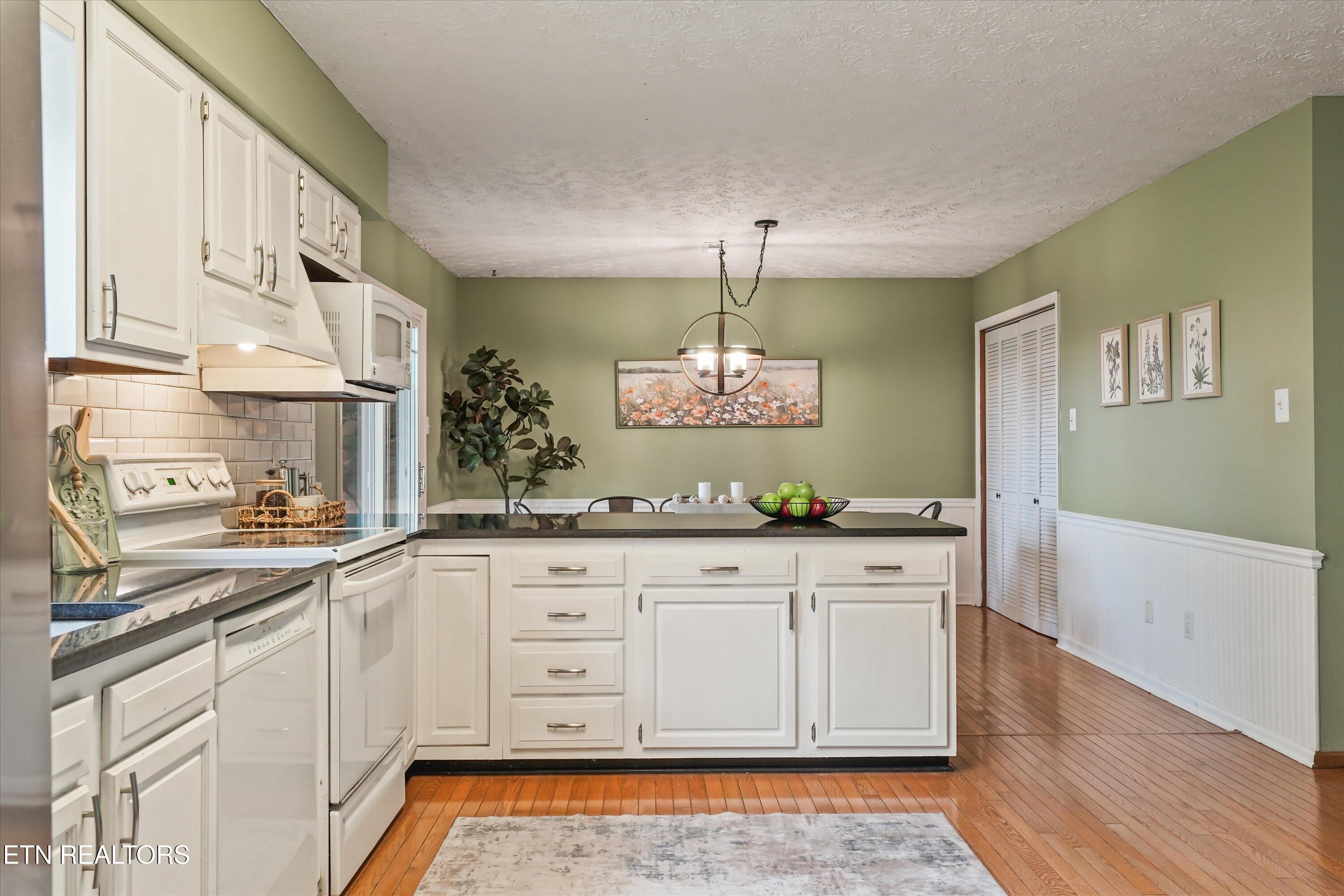 925 Tree Trunk Road Knoxville TN 37934