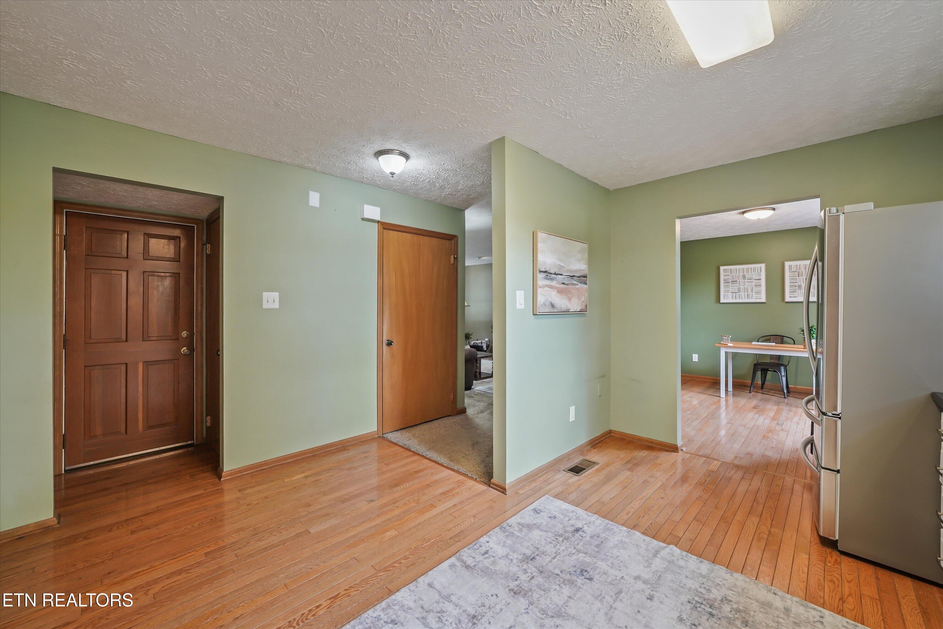 925 Tree Trunk Road Knoxville TN 37934