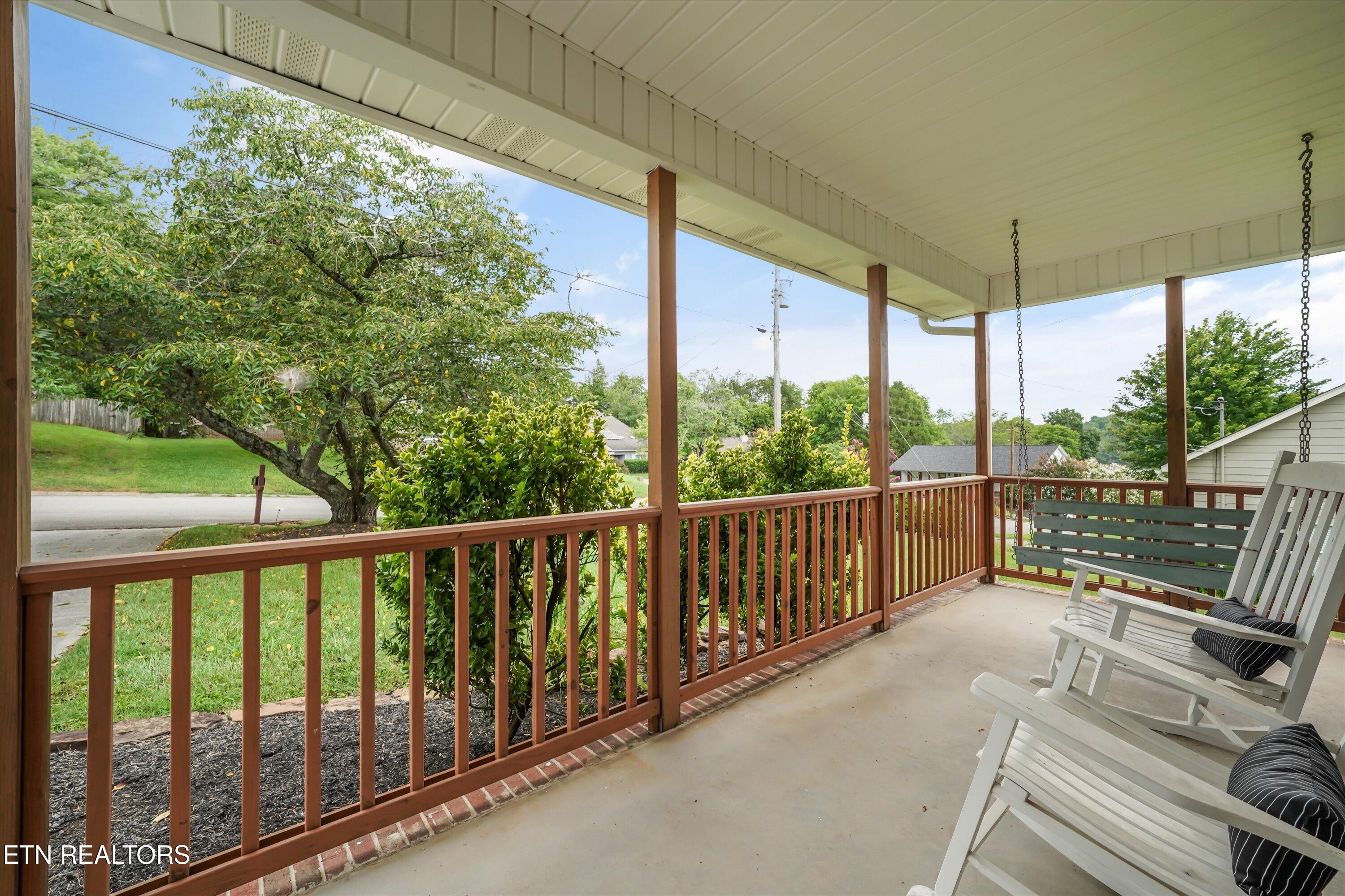 925 Tree Trunk Road Knoxville TN 37934