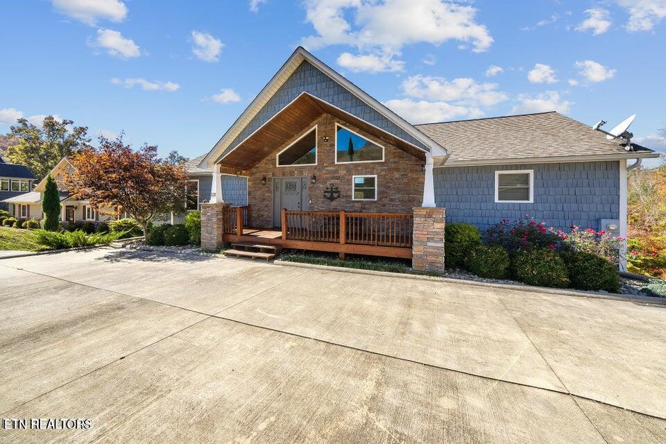 121 Hidden Lane Lafollette TN 37766