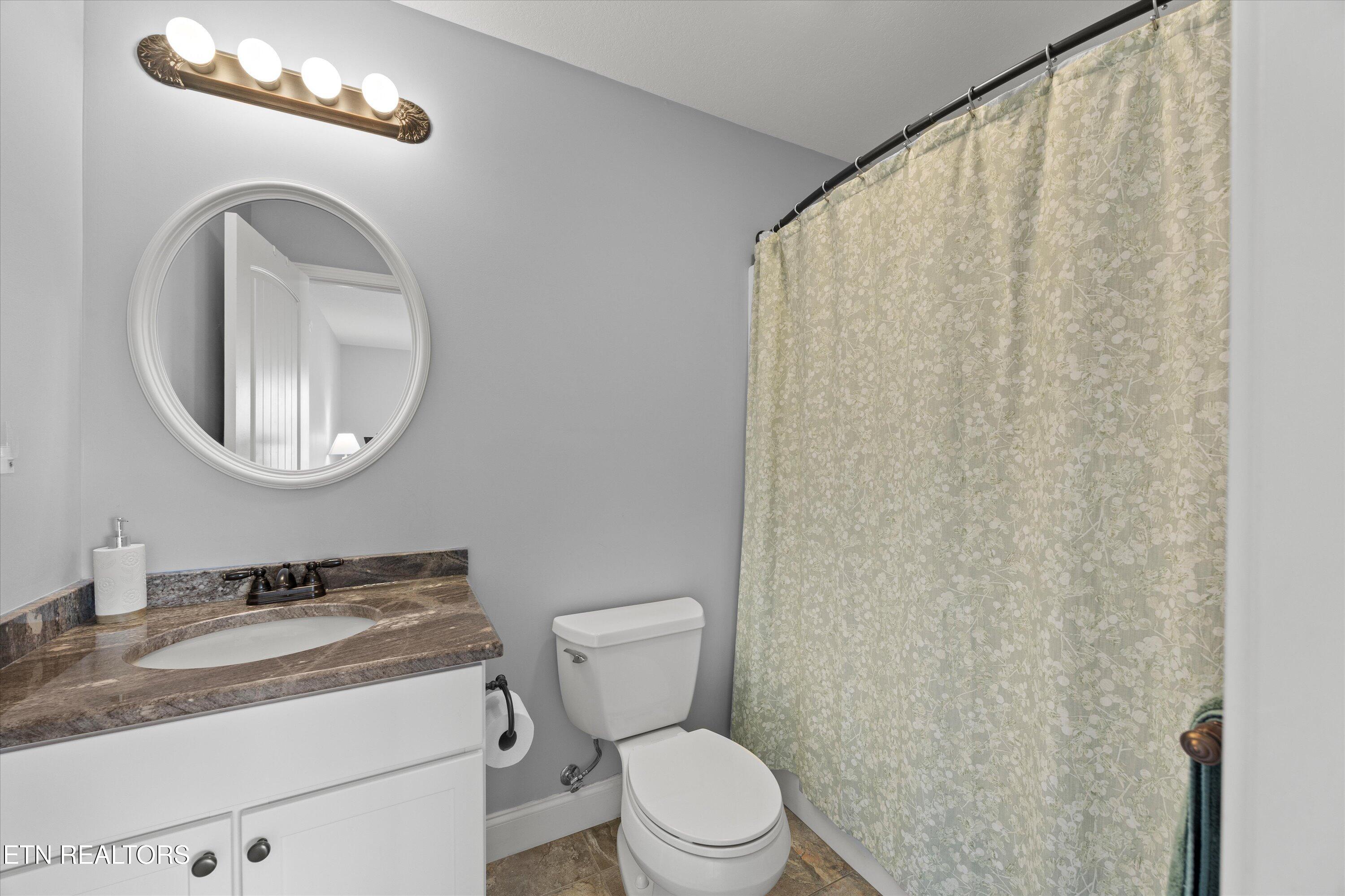 121 Hidden Lane Lafollette TN 37766