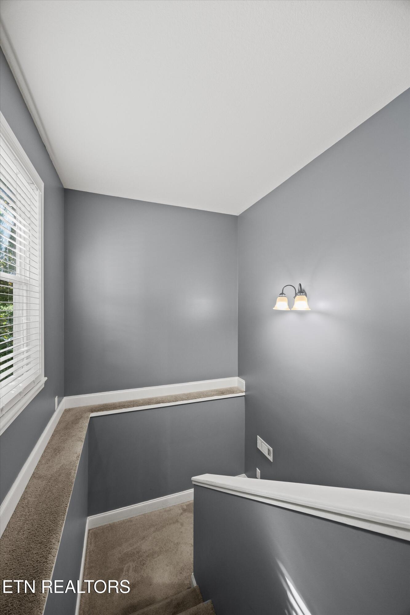 121 Hidden Lane Lafollette TN 37766