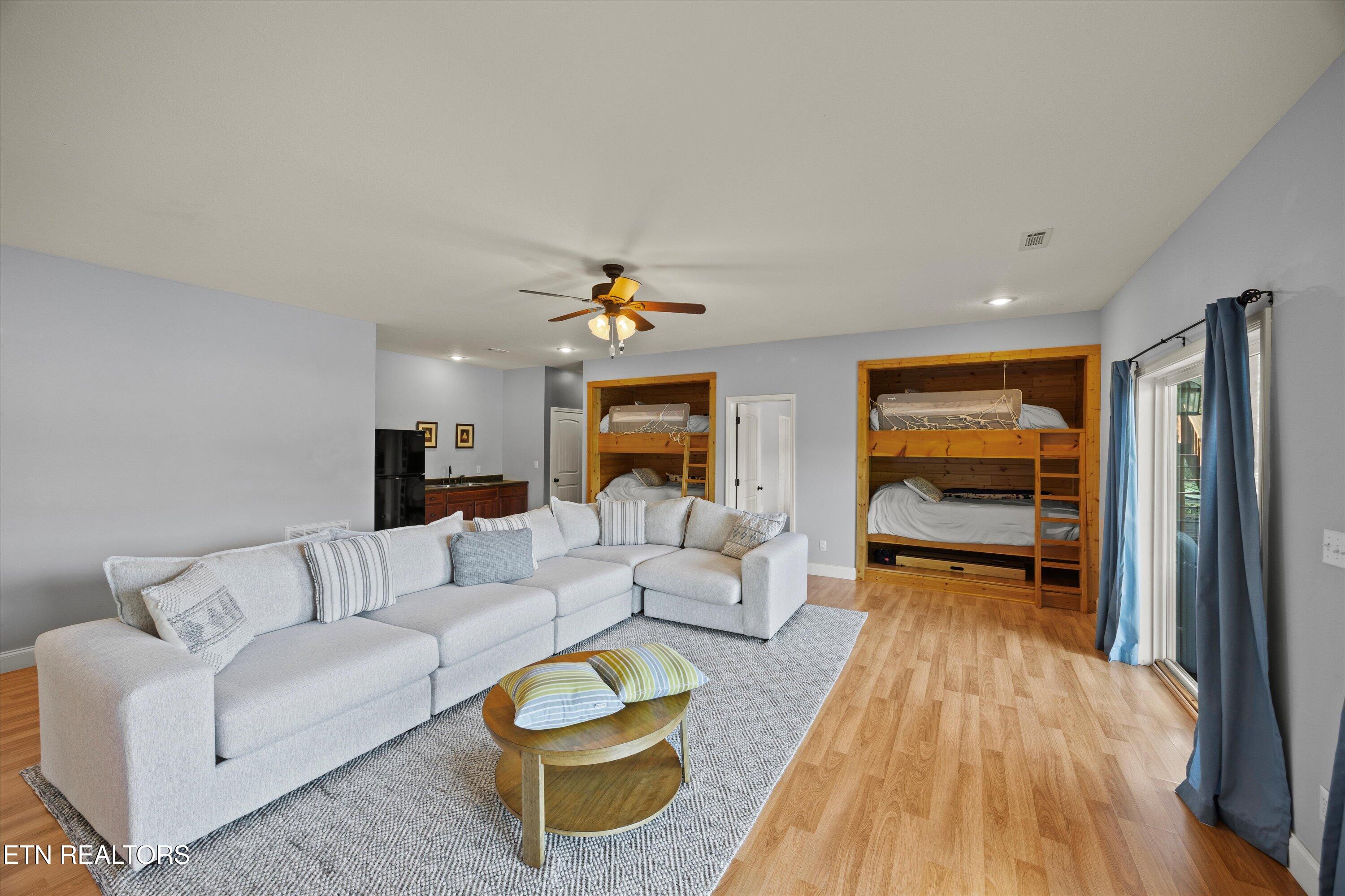 121 Hidden Lane Lafollette TN 37766