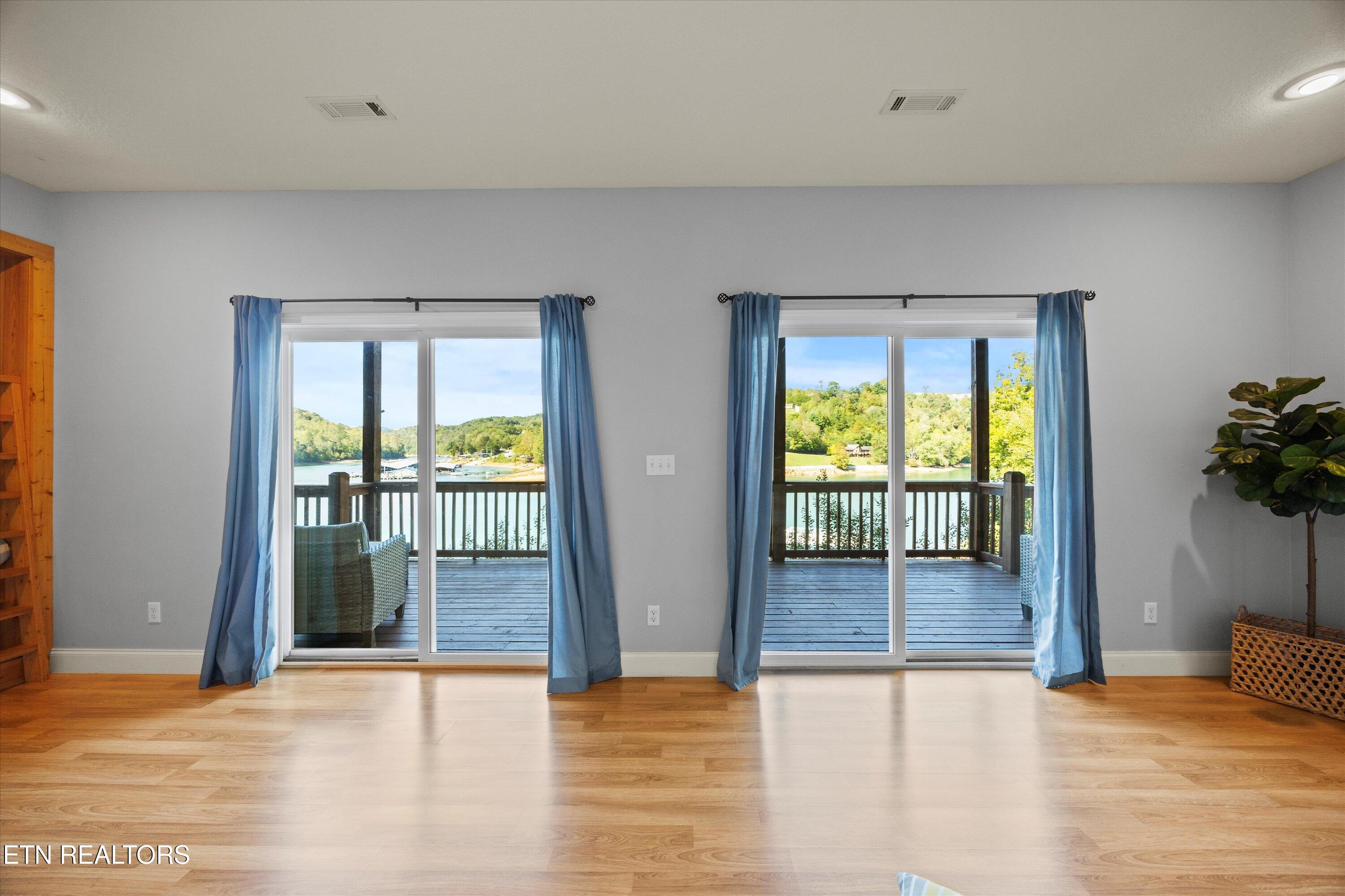 121 Hidden Lane Lafollette TN 37766