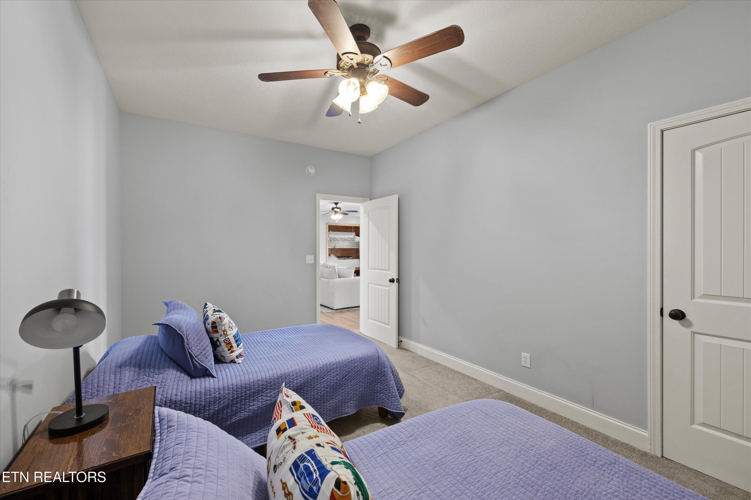 121 Hidden Lane Lafollette TN 37766