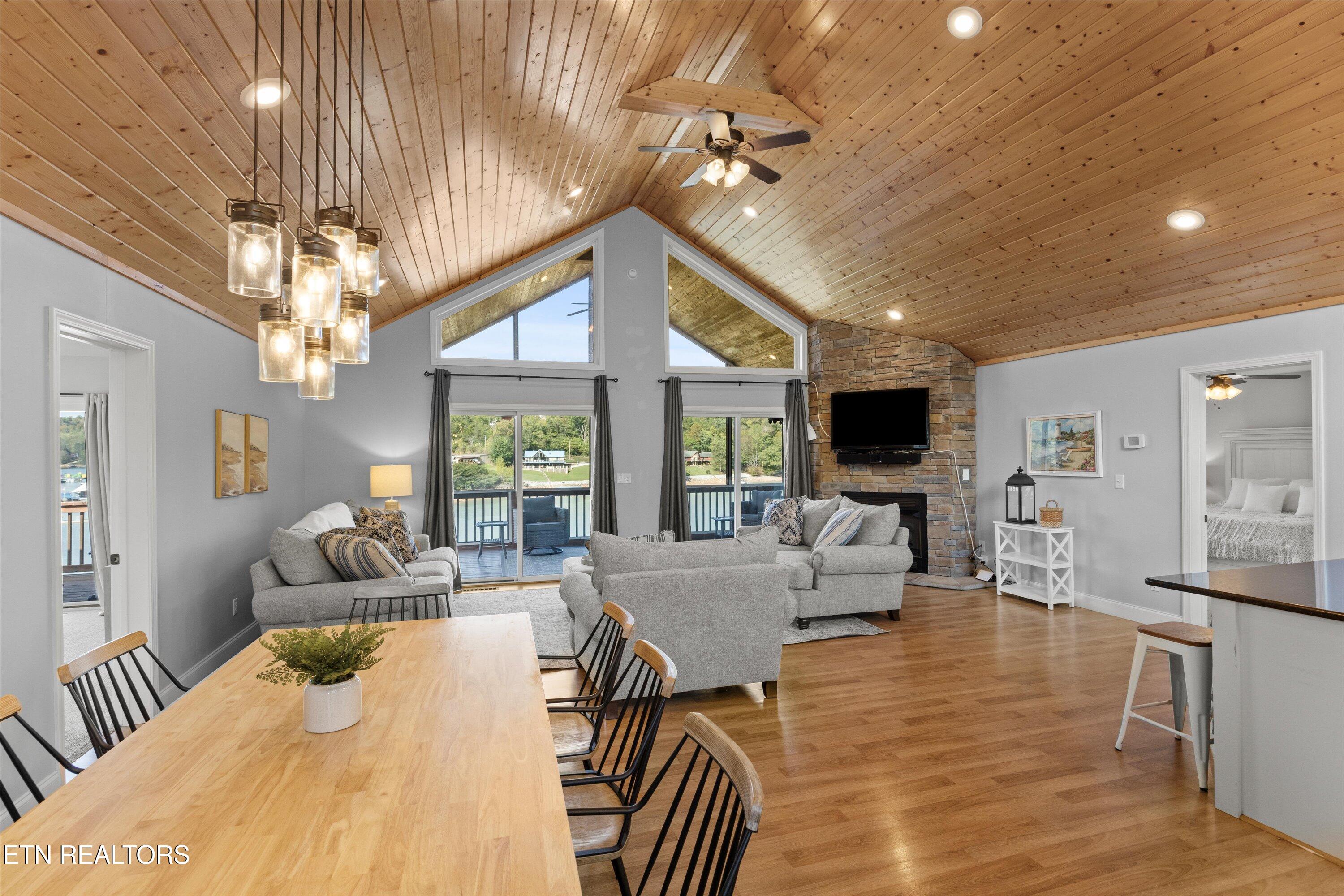 121 Hidden Lane Lafollette TN 37766