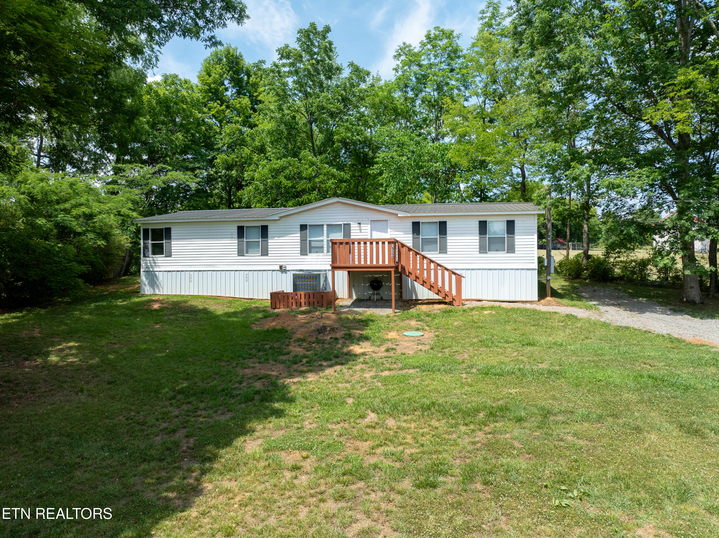 4533 Wildwood Road Maryville TN 37804