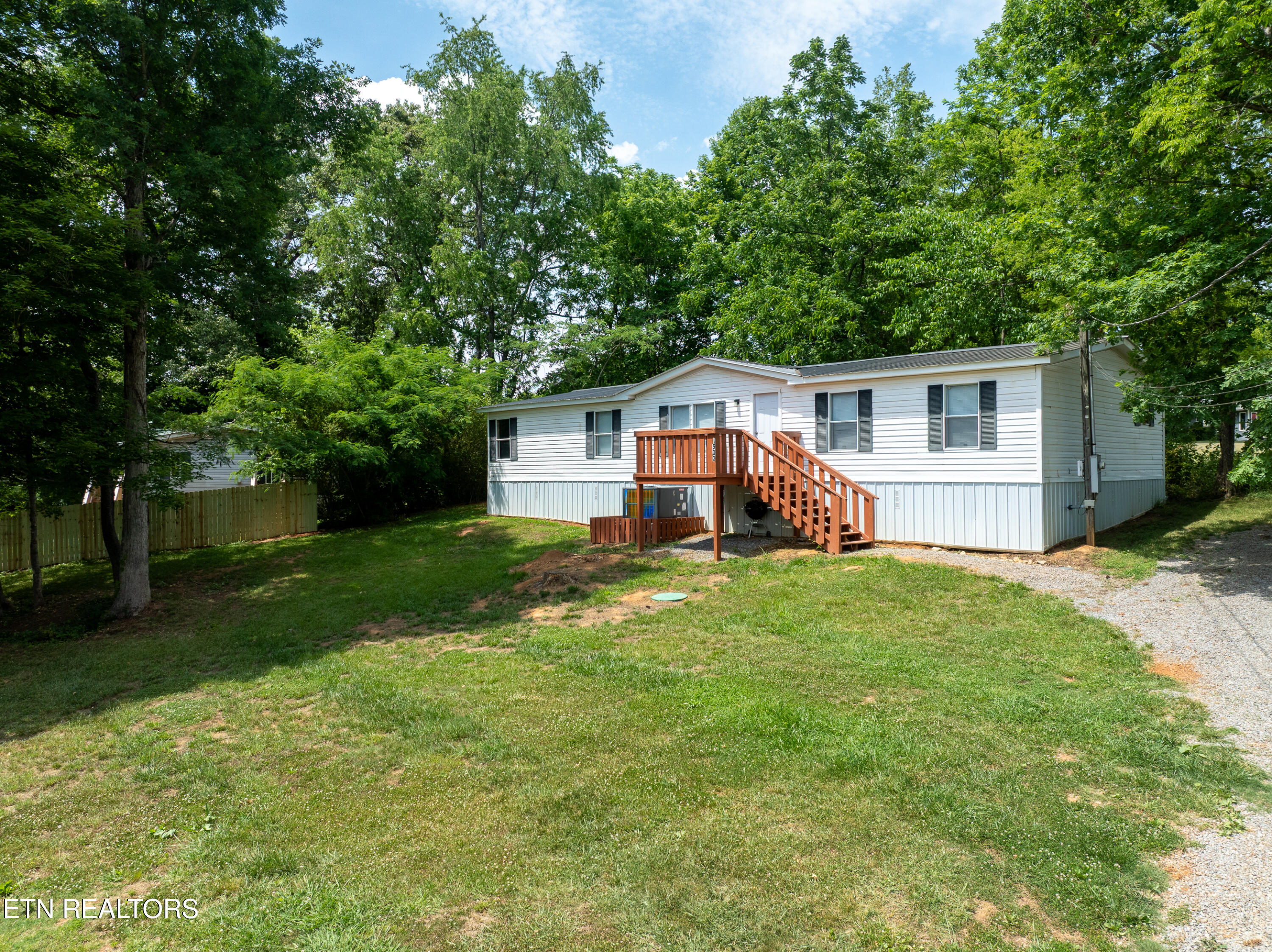 4533 Wildwood Road Maryville TN 37804