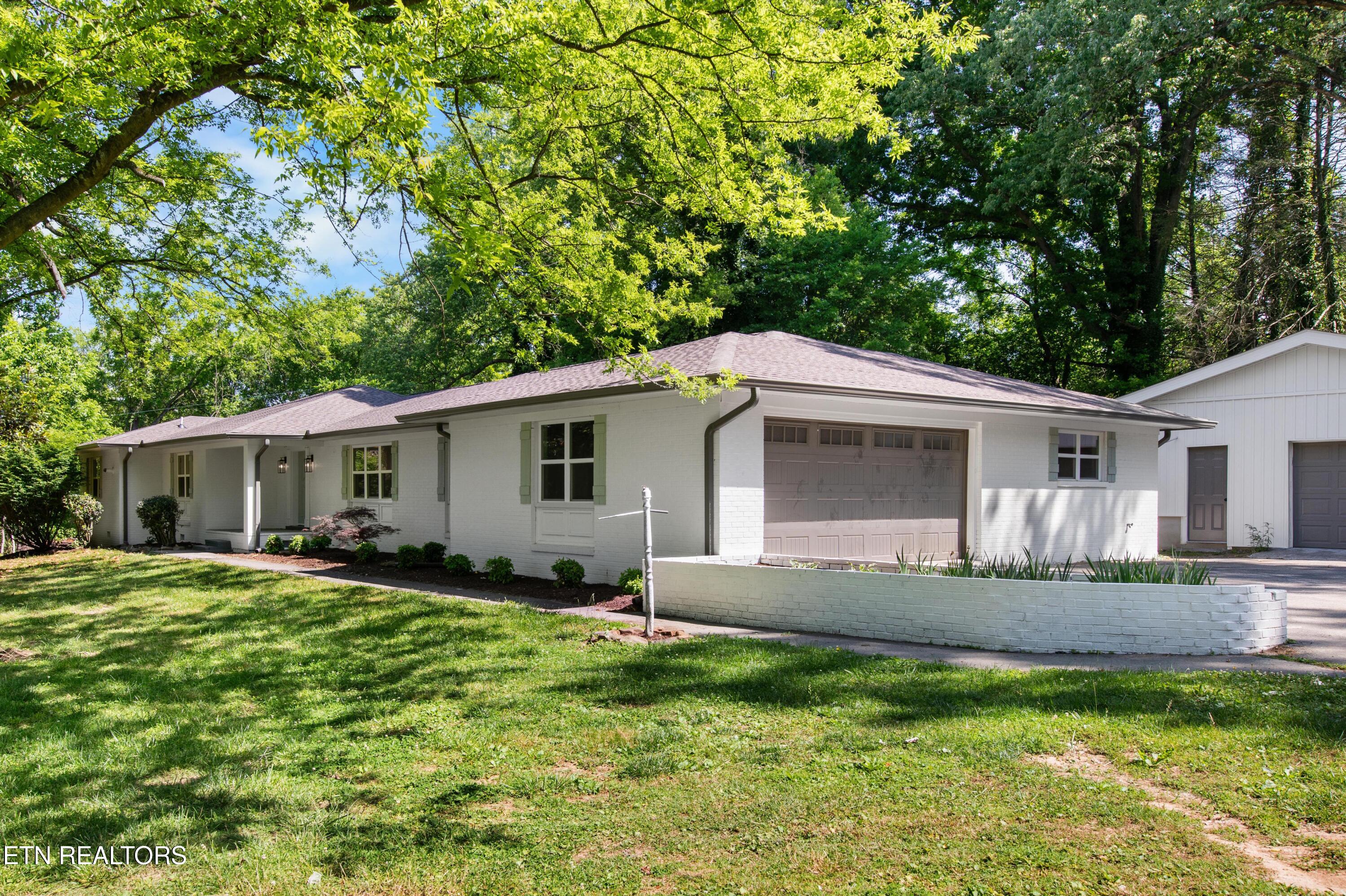 1504 Roane State Highway Kingston TN 37763