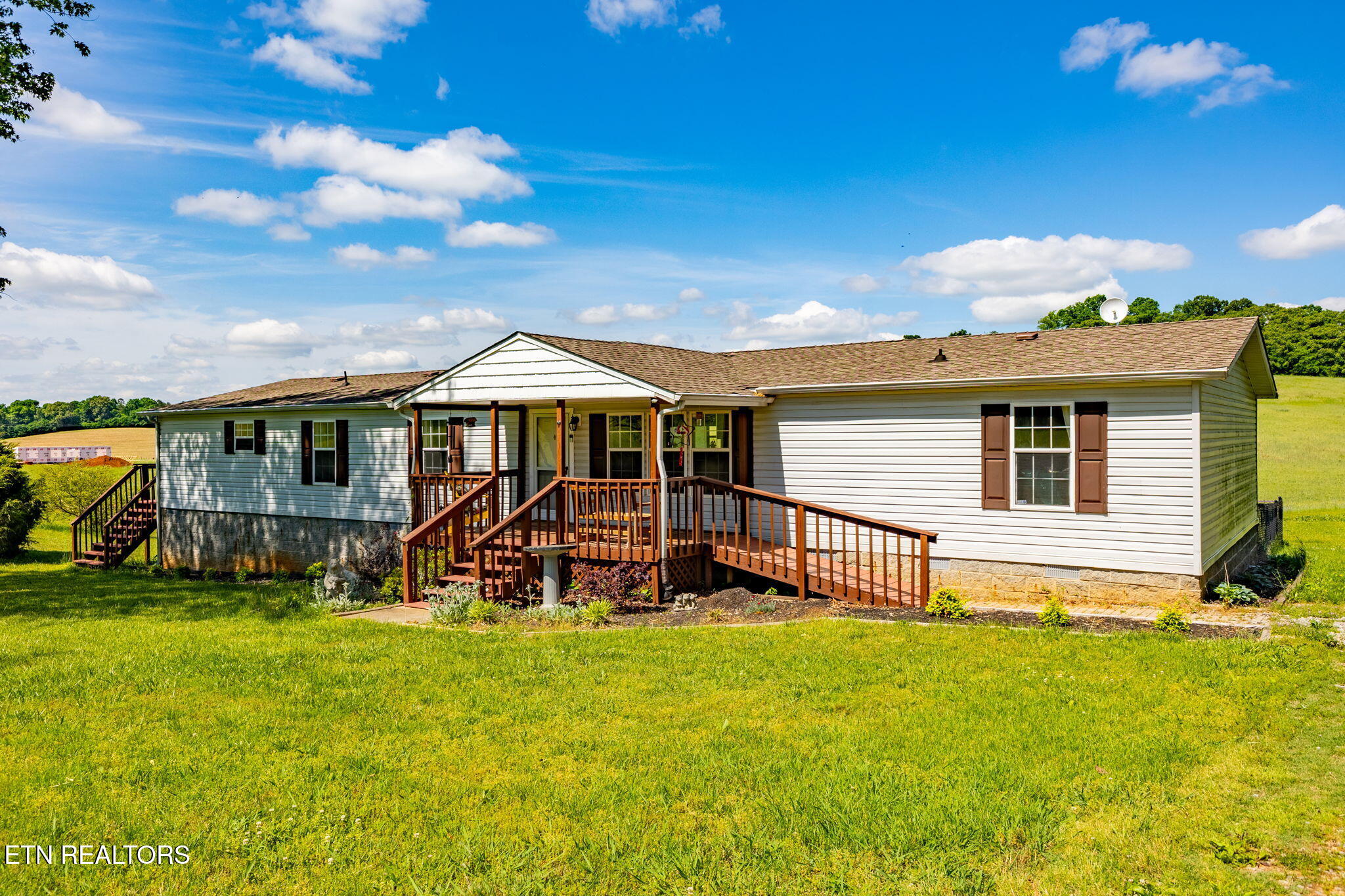 28759 N Highway 95 Greenback TN 37742