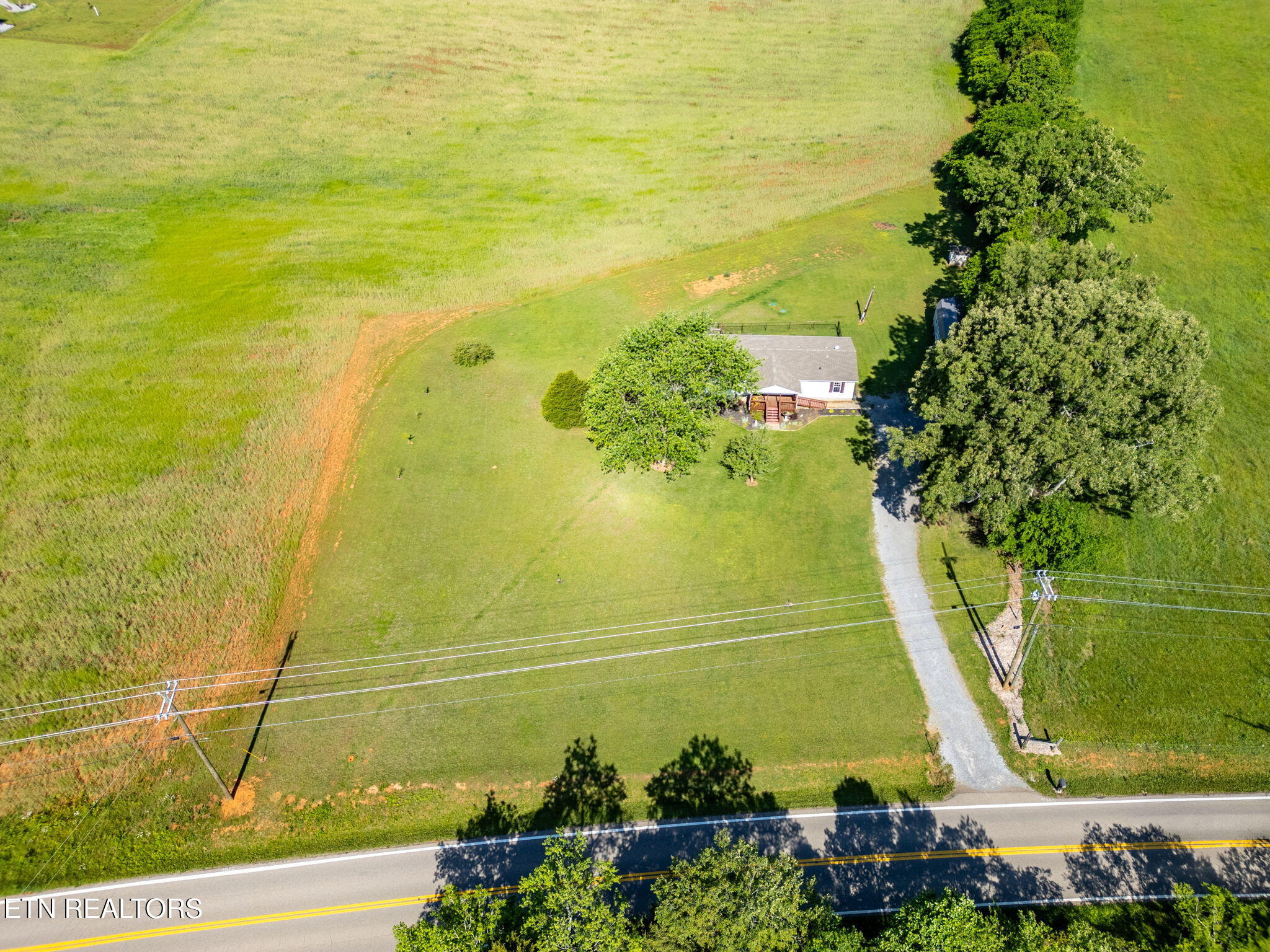 28759 N Highway 95 Greenback TN 37742