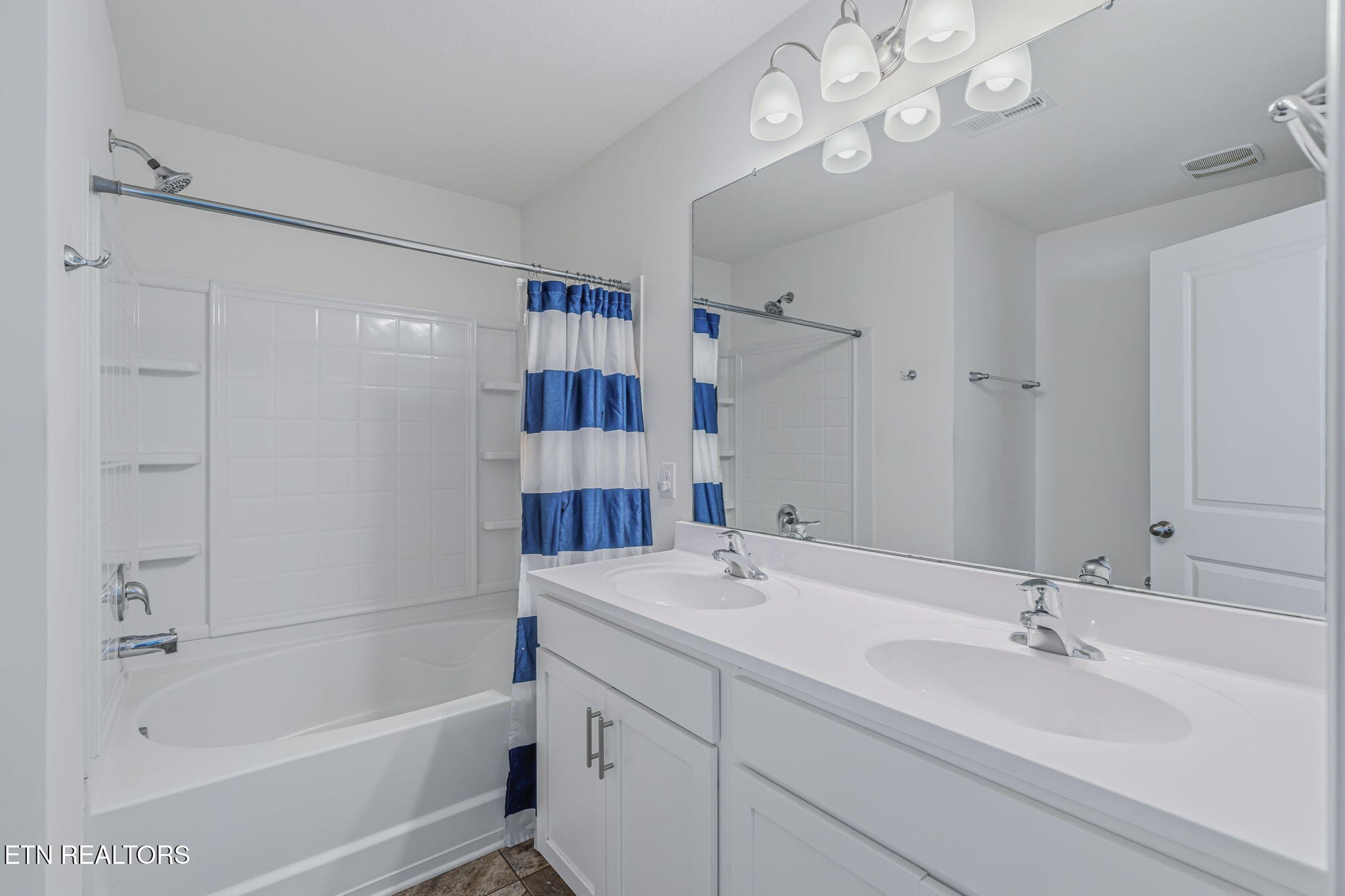 277 Gail Lane Lenoir City TN 37772