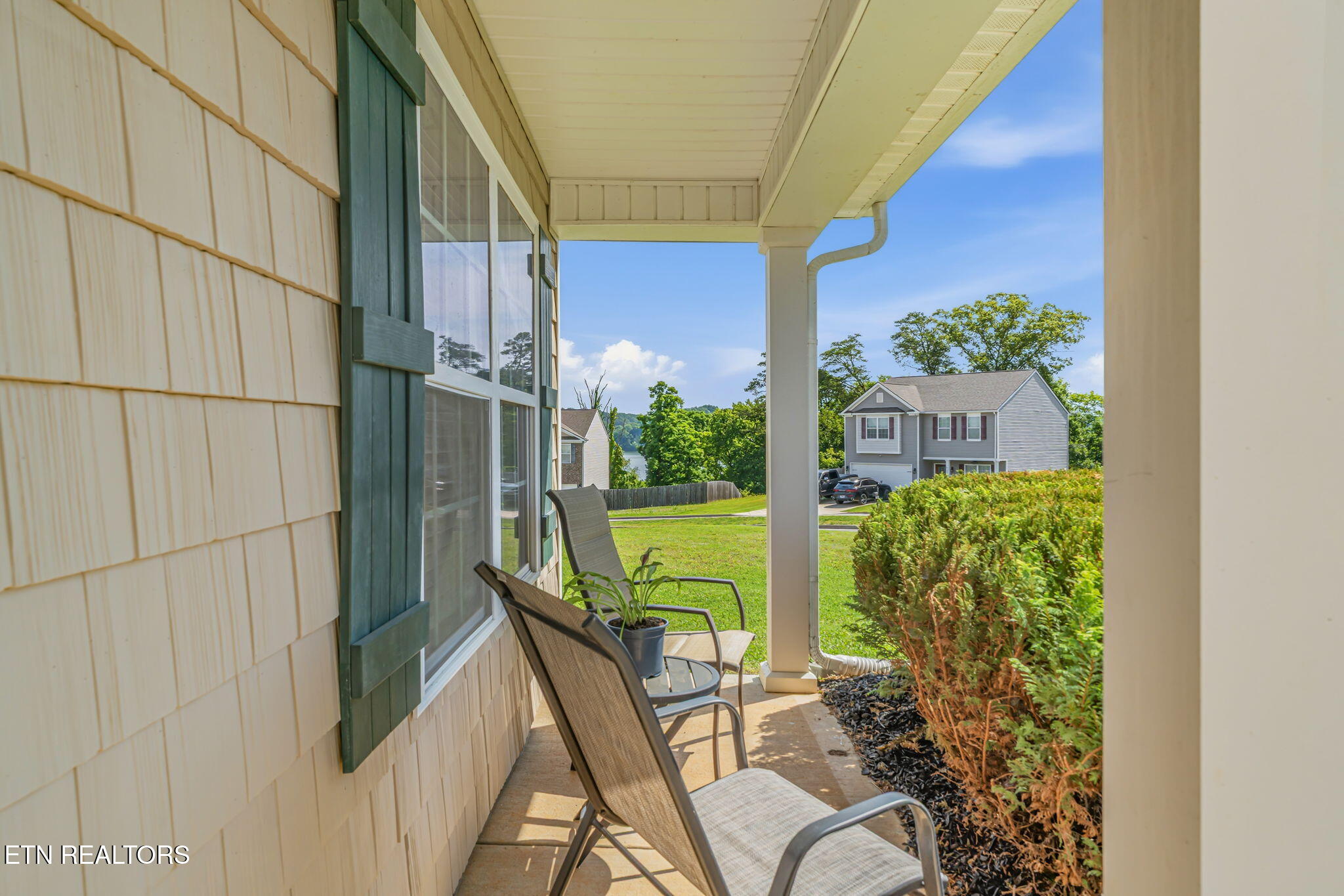 277 Gail Lane Lenoir City TN 37772