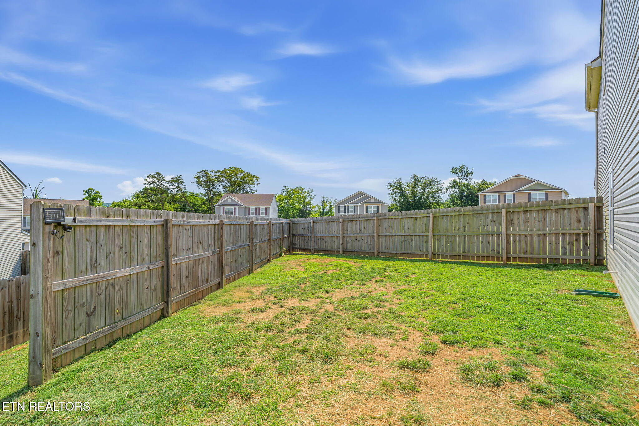 277 Gail Lane Lenoir City TN 37772