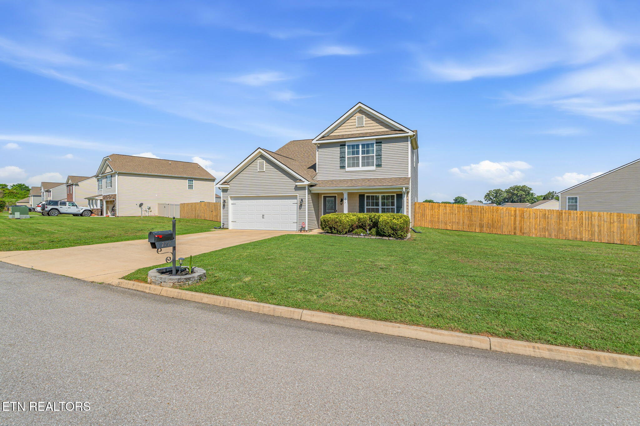 277 Gail Lane Lenoir City TN 37772