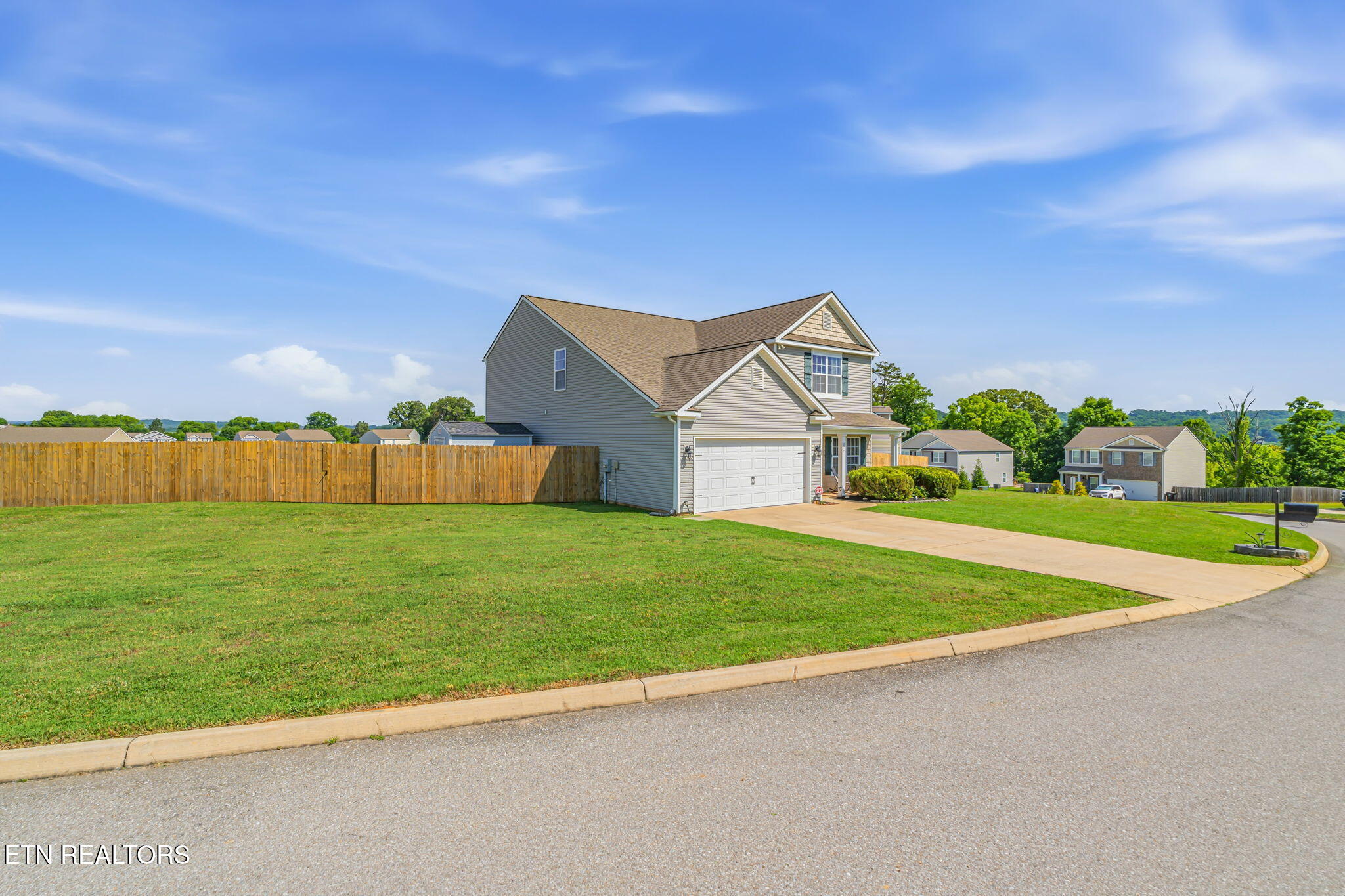 277 Gail Lane Lenoir City TN 37772