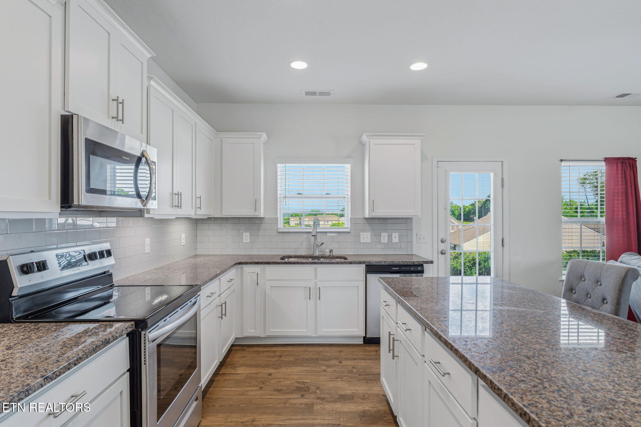 277 Gail Lane Lenoir City TN 37772