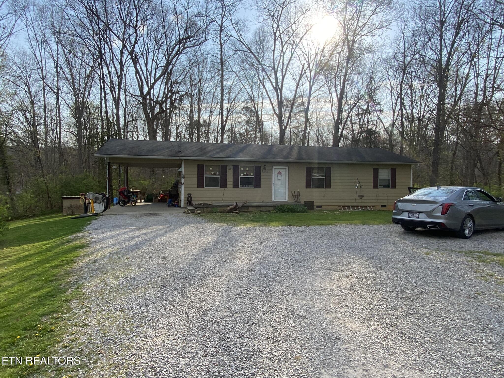 8212 Tina Lane Knoxville TN 37920
