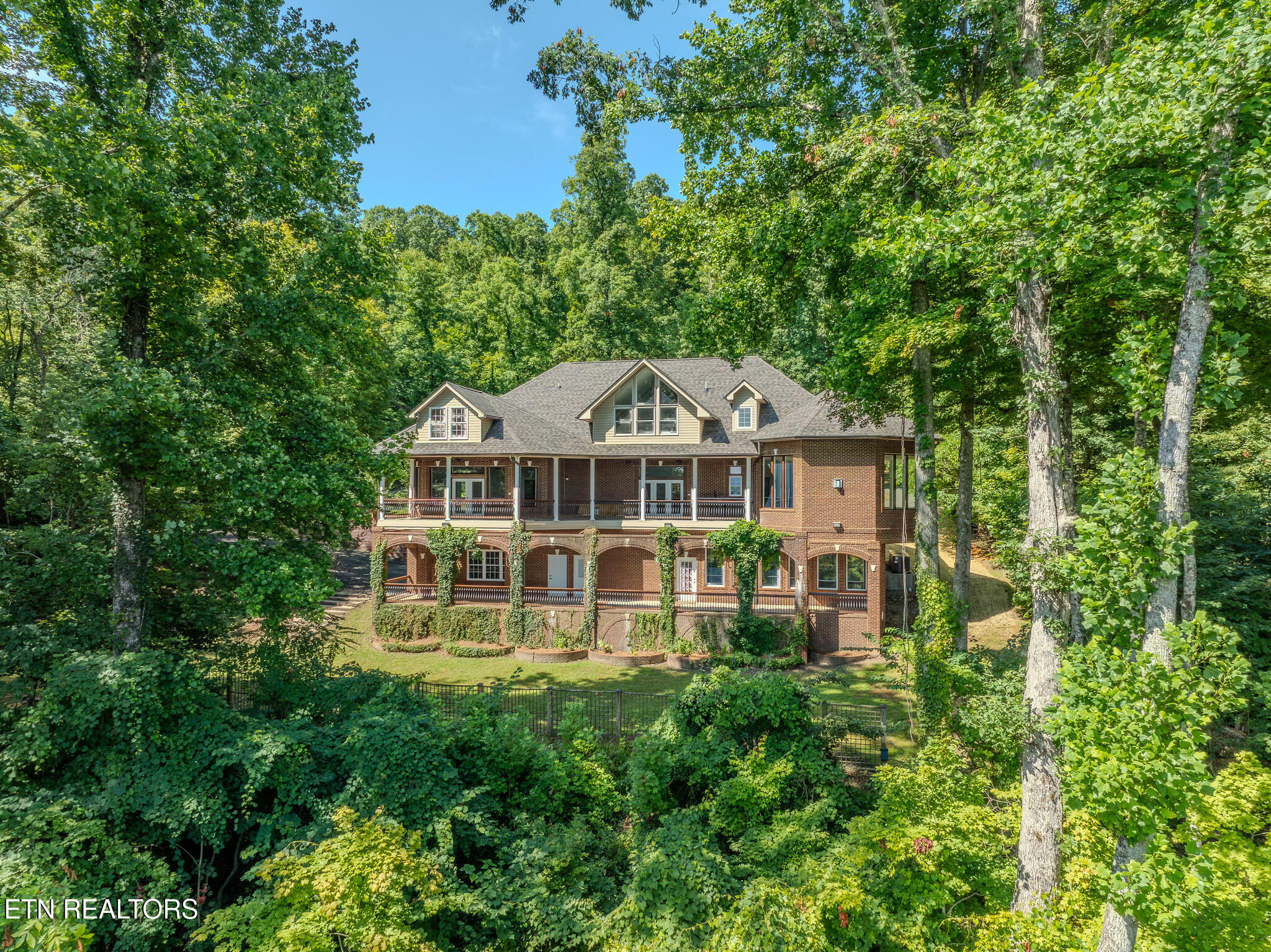 431 Thomas Loop Road Sevierville TN 37876