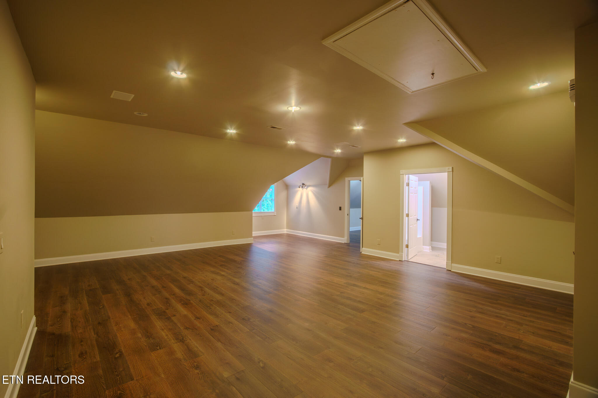 431 Thomas Loop Road Sevierville TN 37876