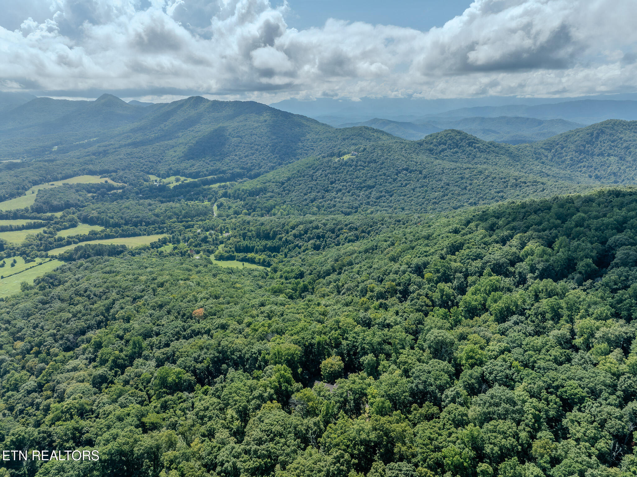 431 Thomas Loop Road Sevierville TN 37876