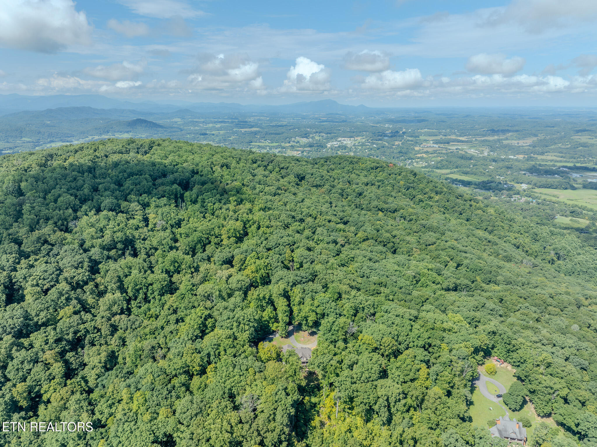 431 Thomas Loop Road Sevierville TN 37876