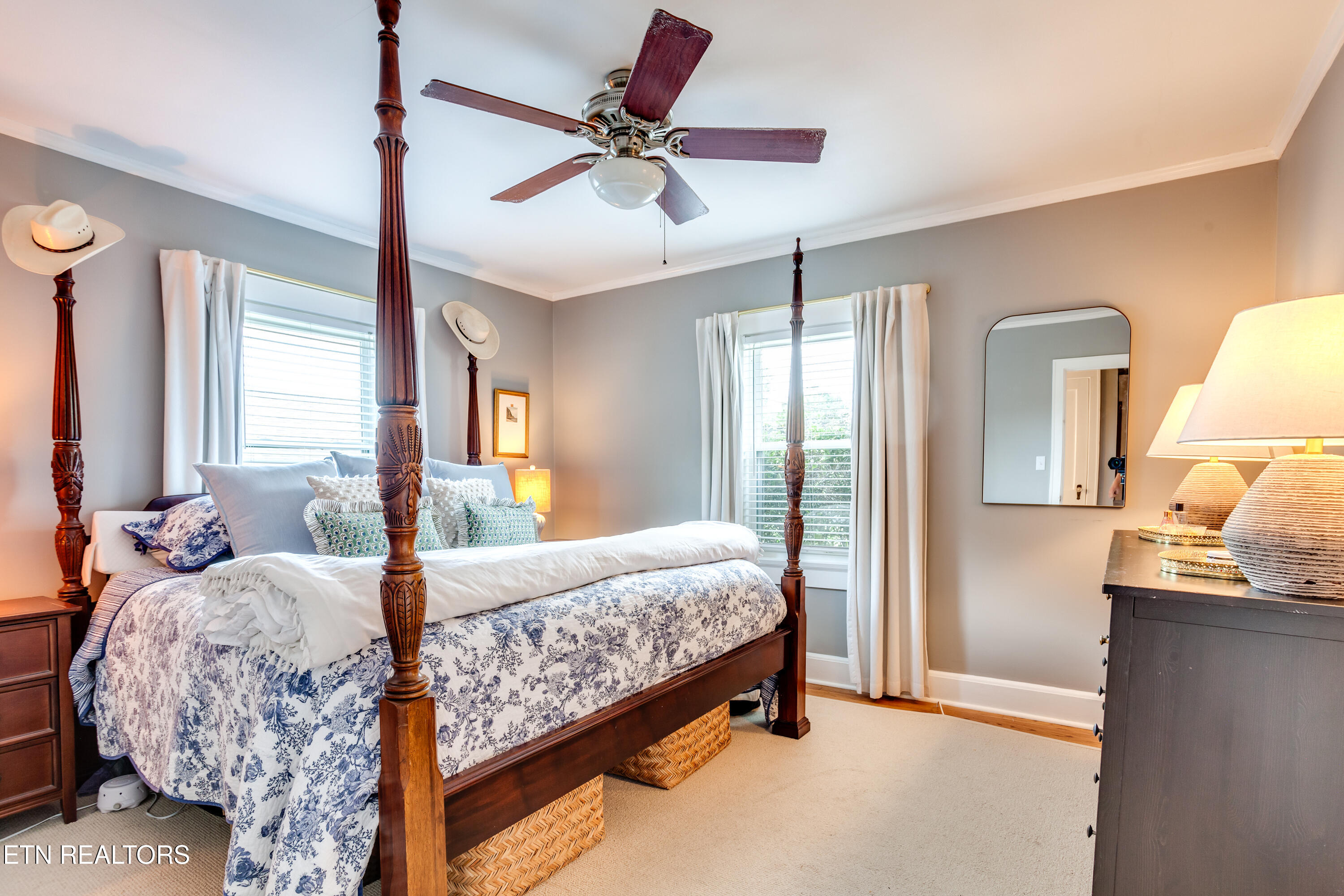 5026 Jacksboro Pike Knoxville TN 37918