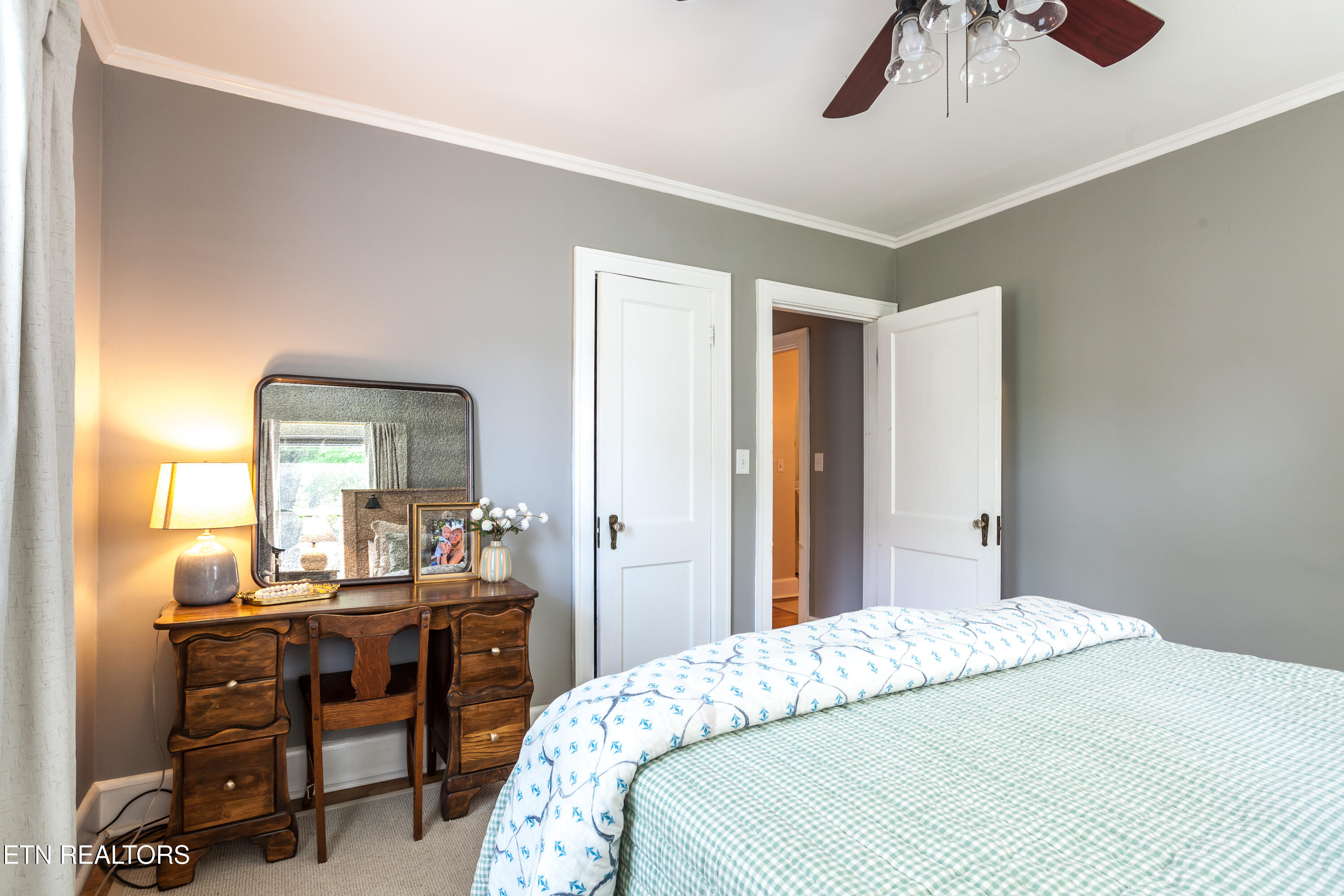 5026 Jacksboro Pike Knoxville TN 37918