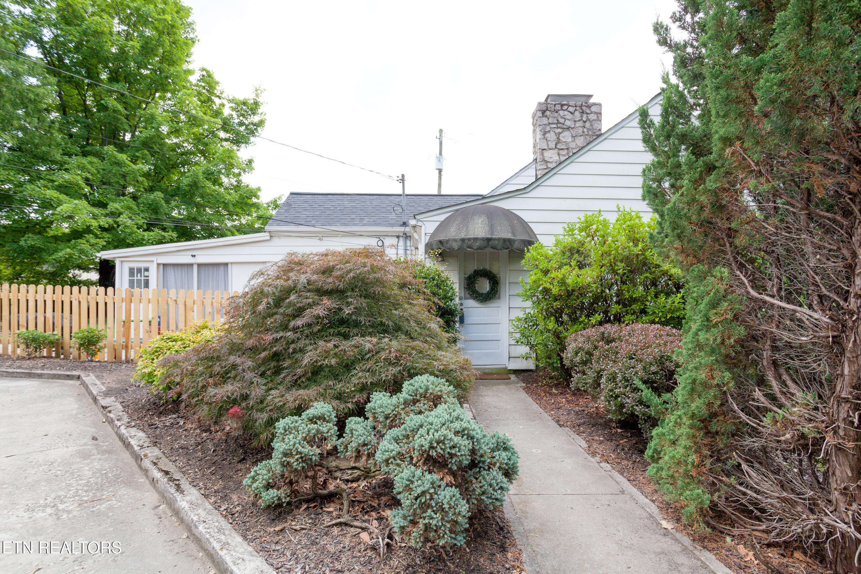 5026 Jacksboro Pike Knoxville TN 37918