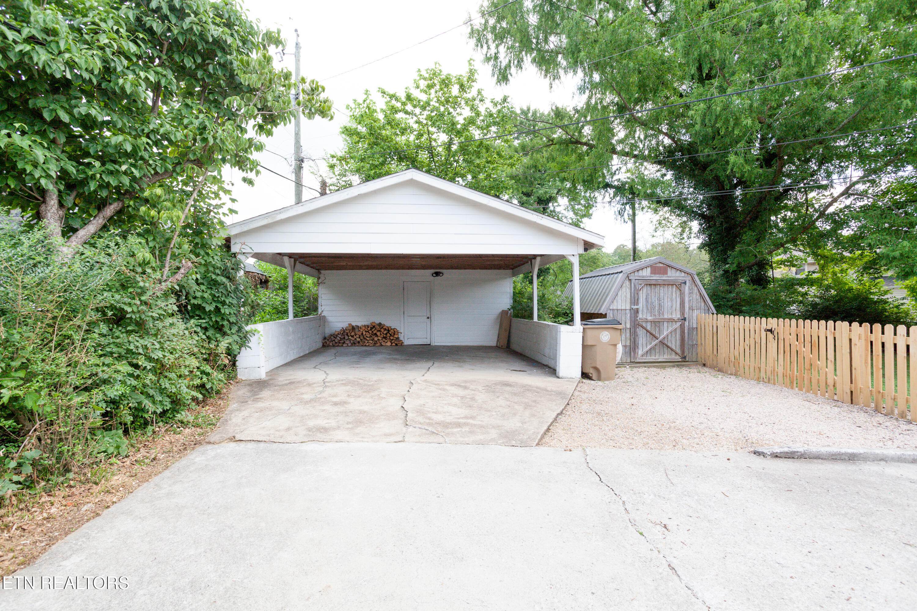 5026 Jacksboro Pike Knoxville TN 37918