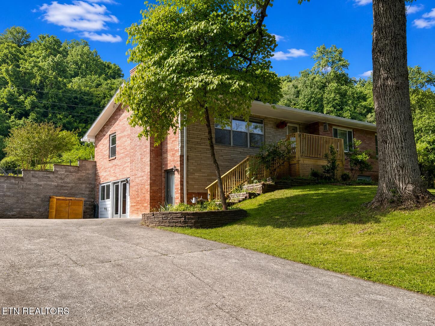 4220 Spar Drive Knoxville TN 37918