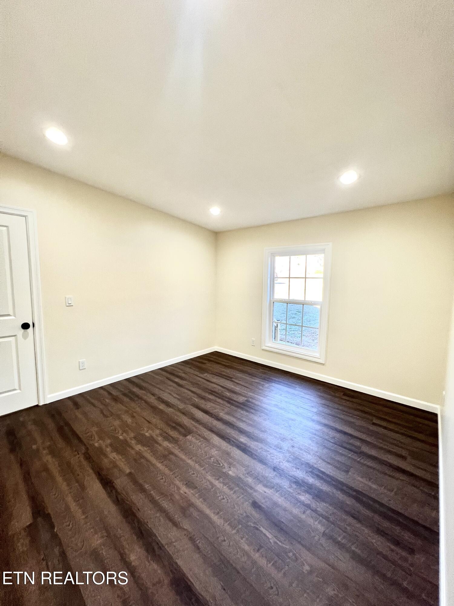 425 Abbott Road Lenoir City TN 37771