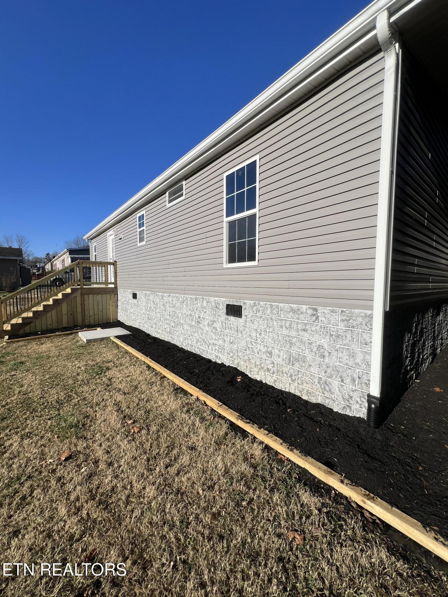 425 Abbott Road Lenoir City TN 37771