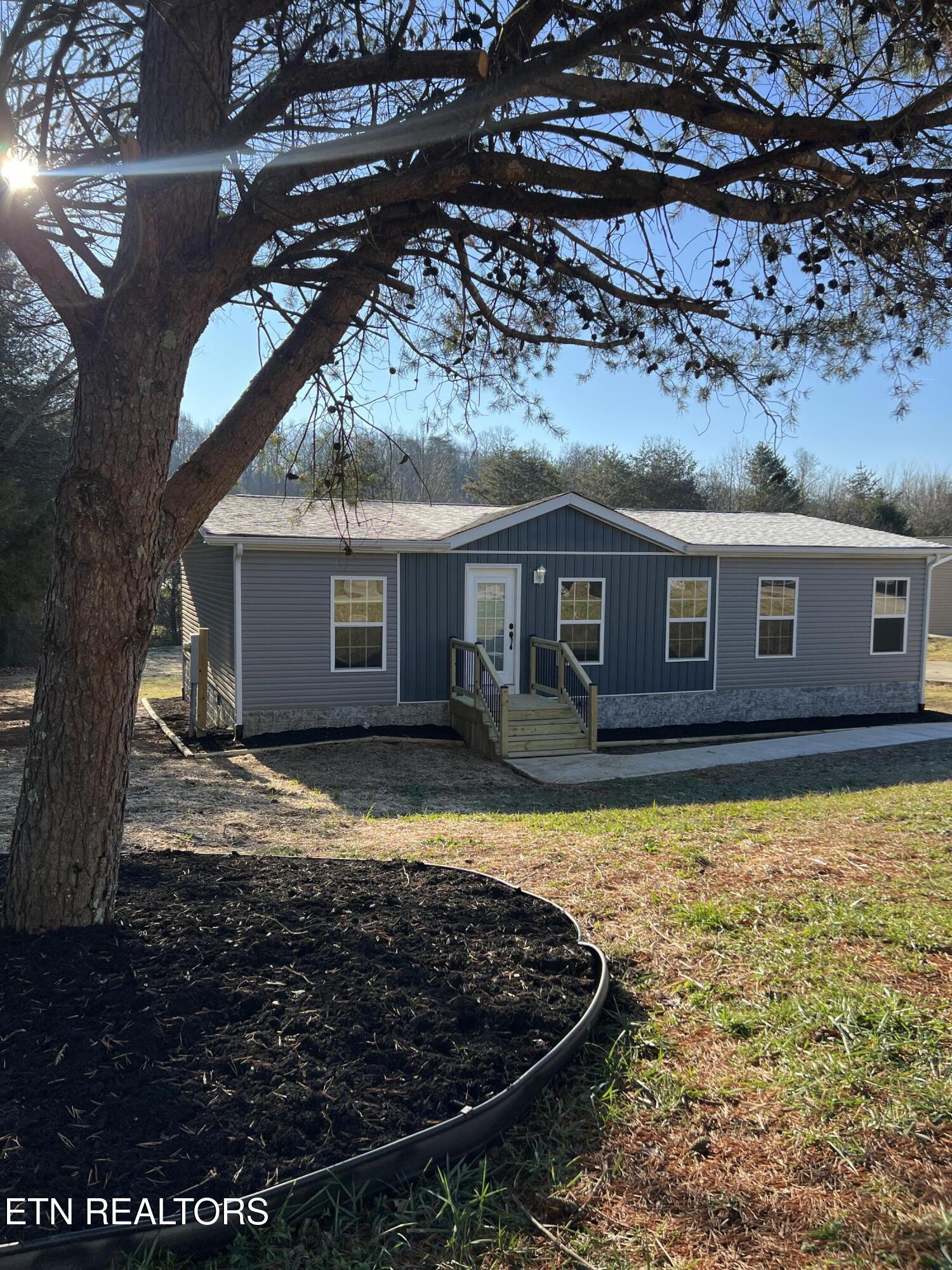 425 Abbott Road Lenoir City TN 37771