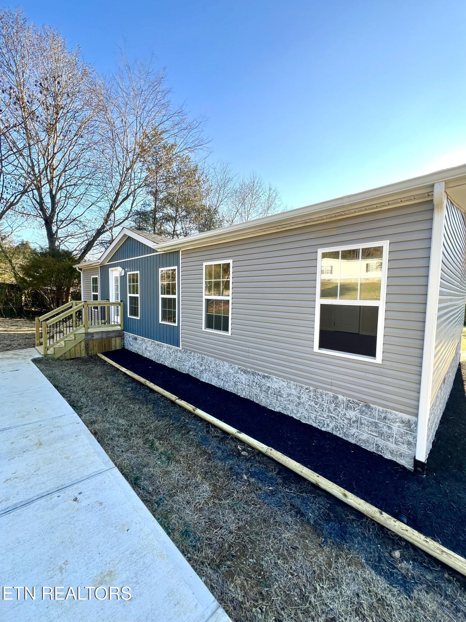 425 Abbott Road Lenoir City TN 37771