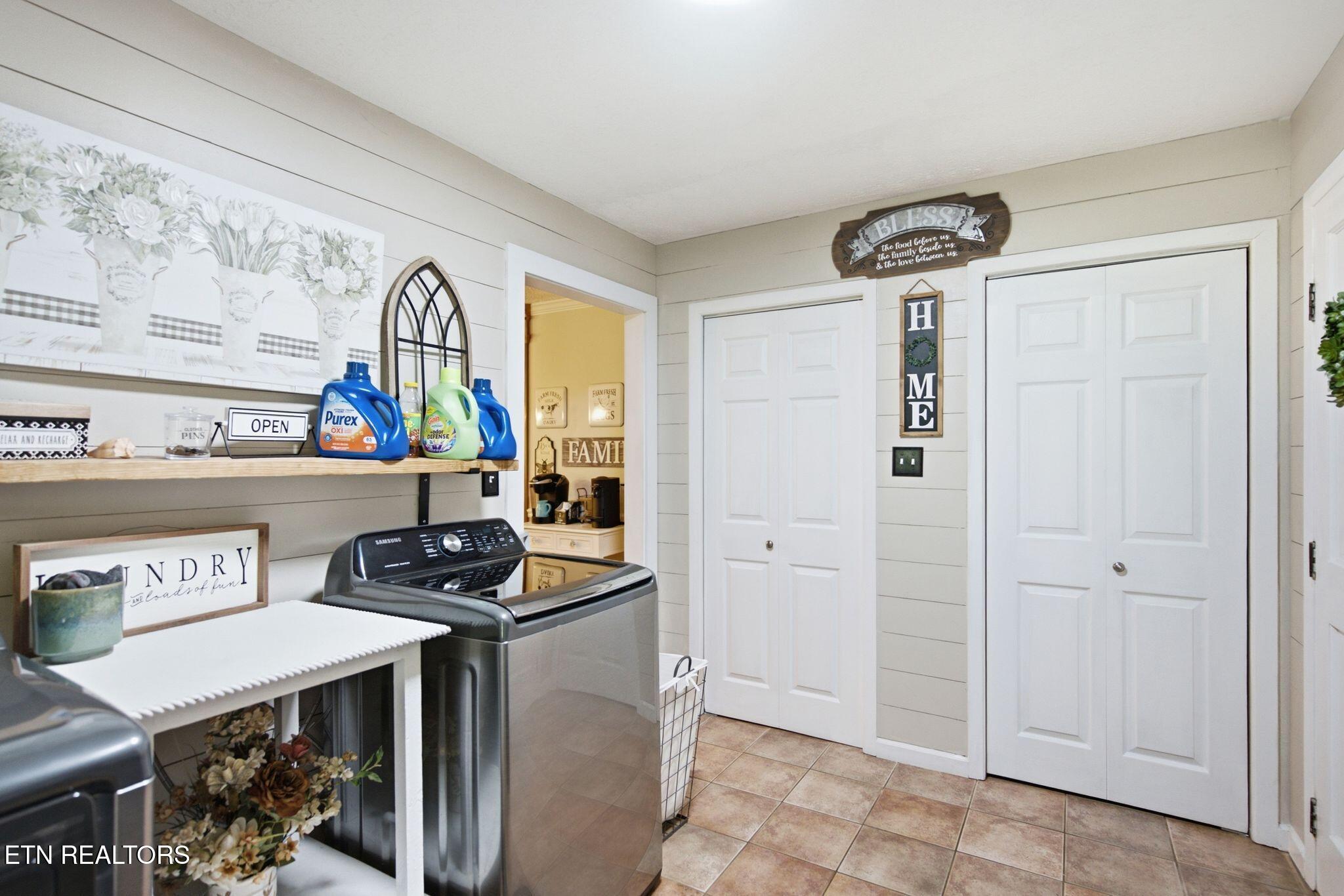 1317 Dupont Road Seymour TN 37865