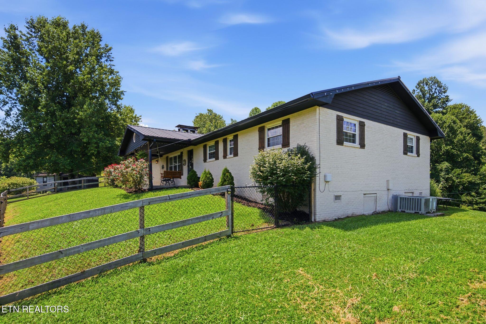 1317 Dupont Road Seymour TN 37865